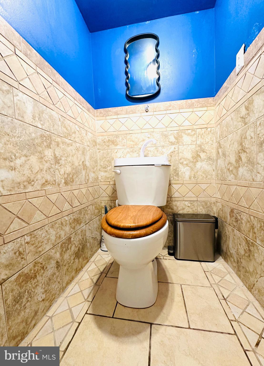 PARKLANE - Residential Lease