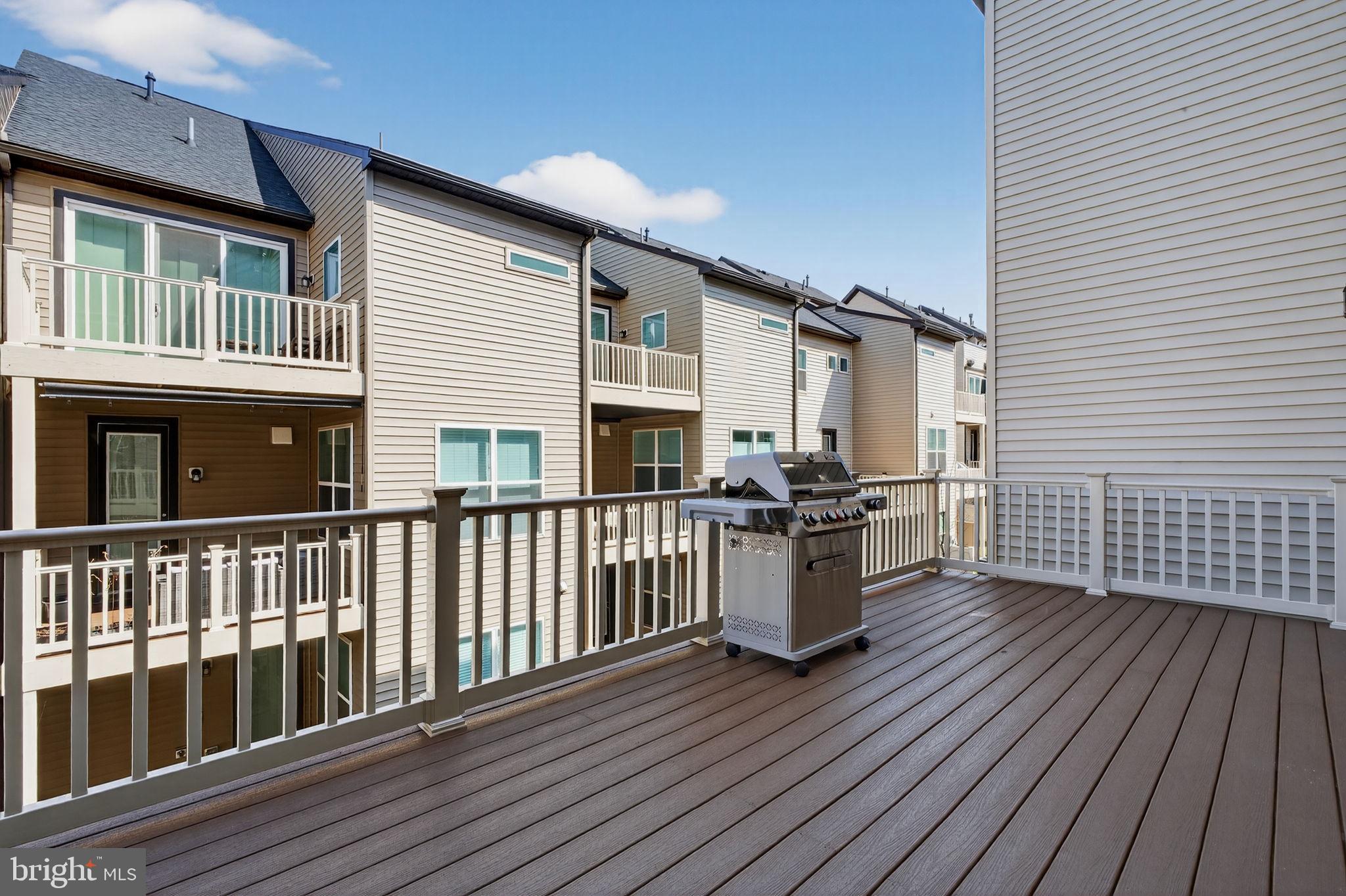 THE BOULEVARDS AT WESTFIELDS - Residential