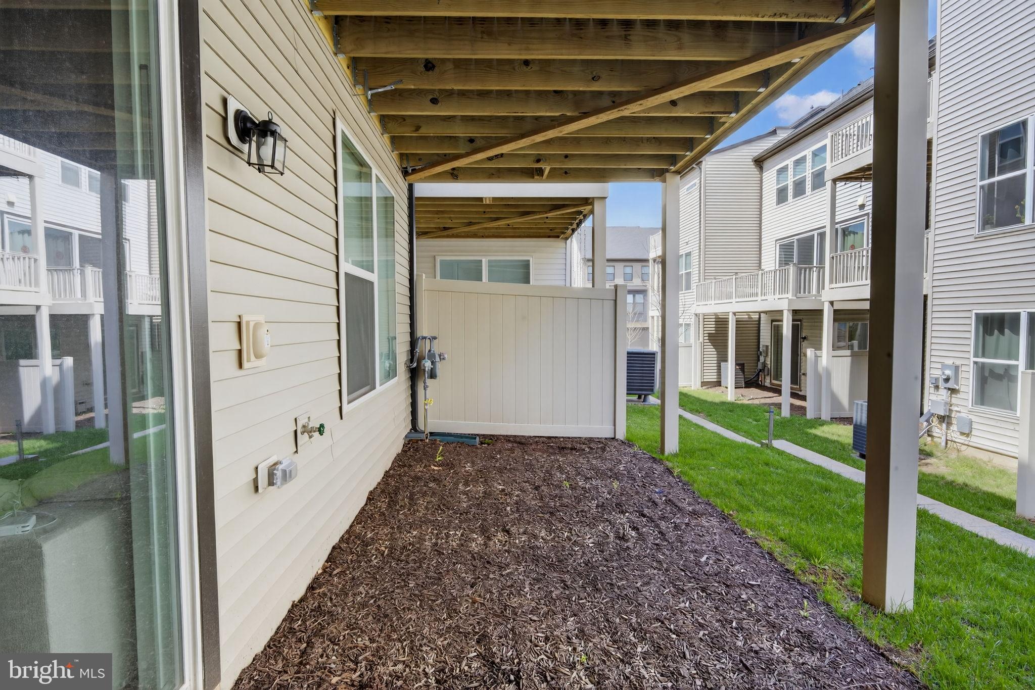 THE BOULEVARDS AT WESTFIELDS - Residential