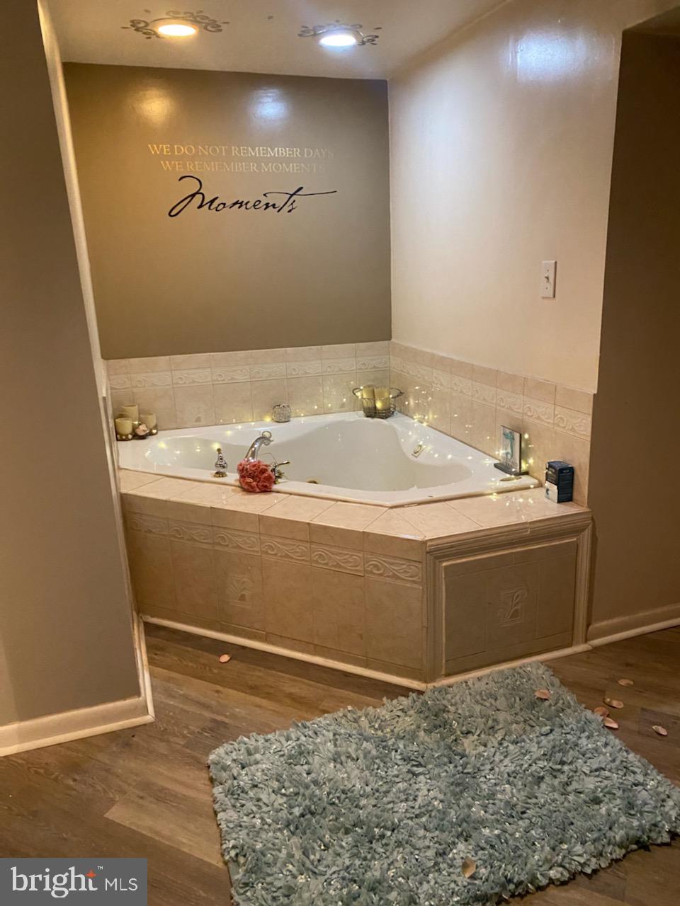 GREENFIELD - Residential