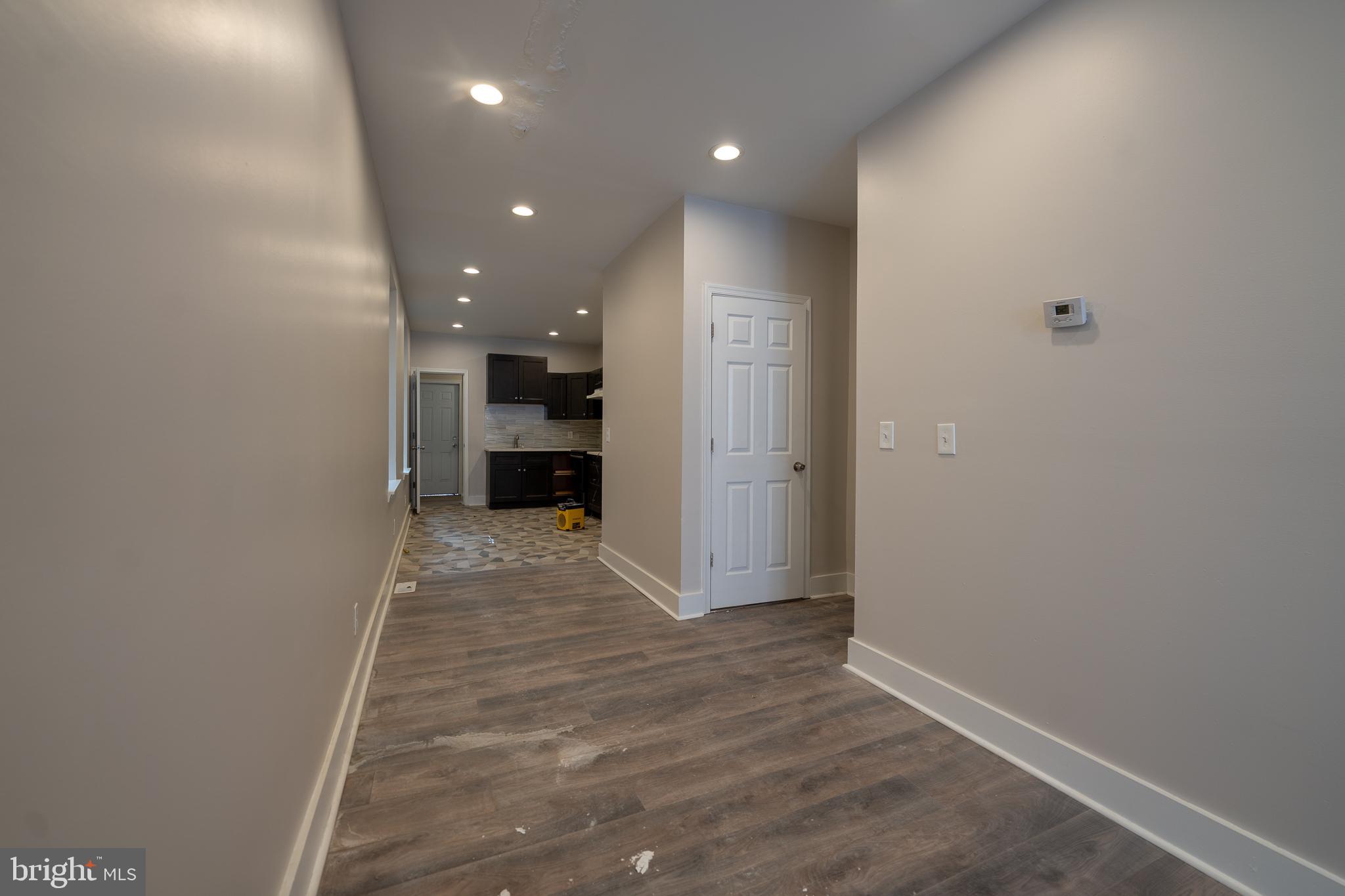 PHILADELPHIA (NORTH) - Residential Lease