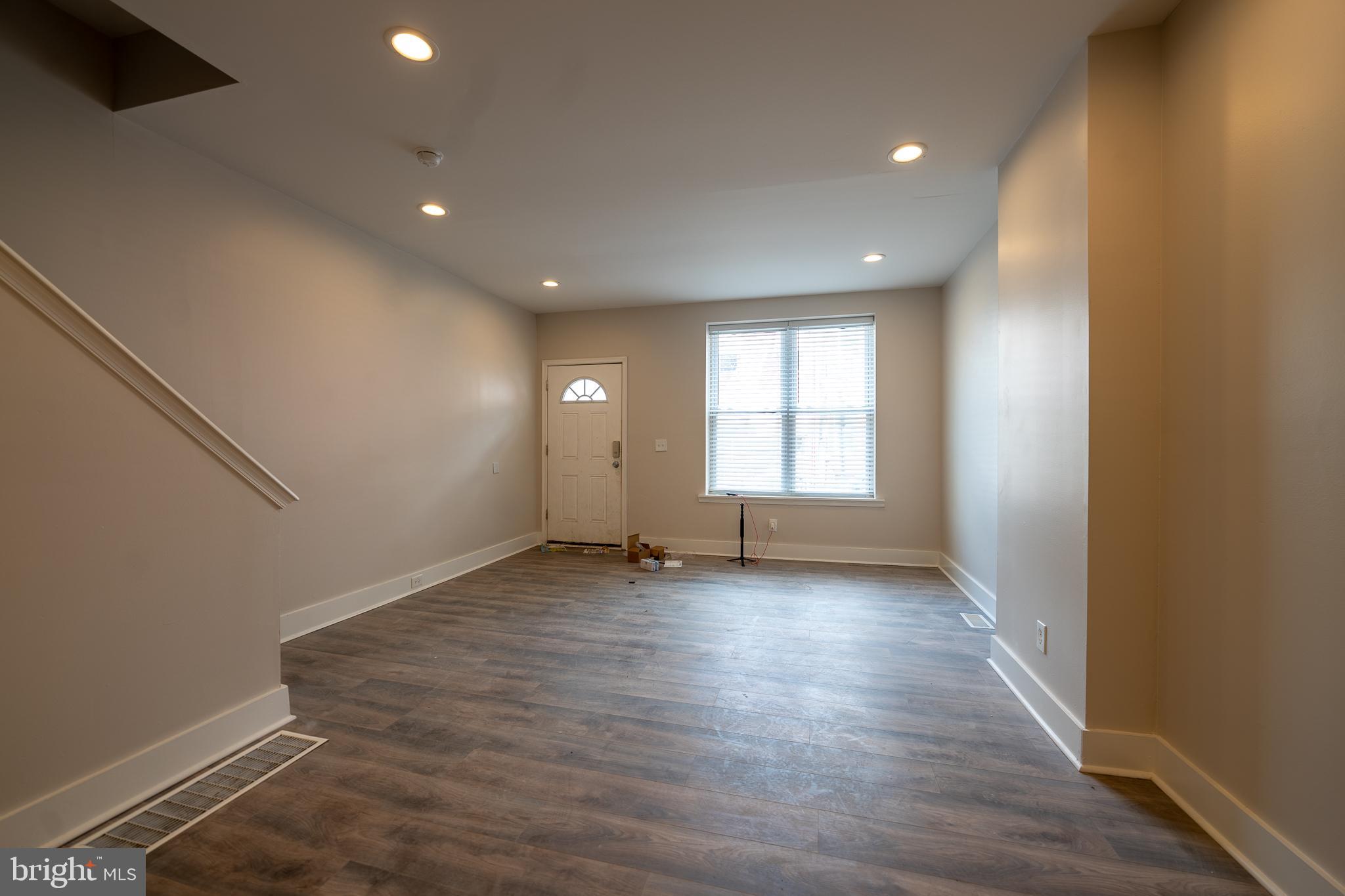 PHILADELPHIA (NORTH) - Residential Lease