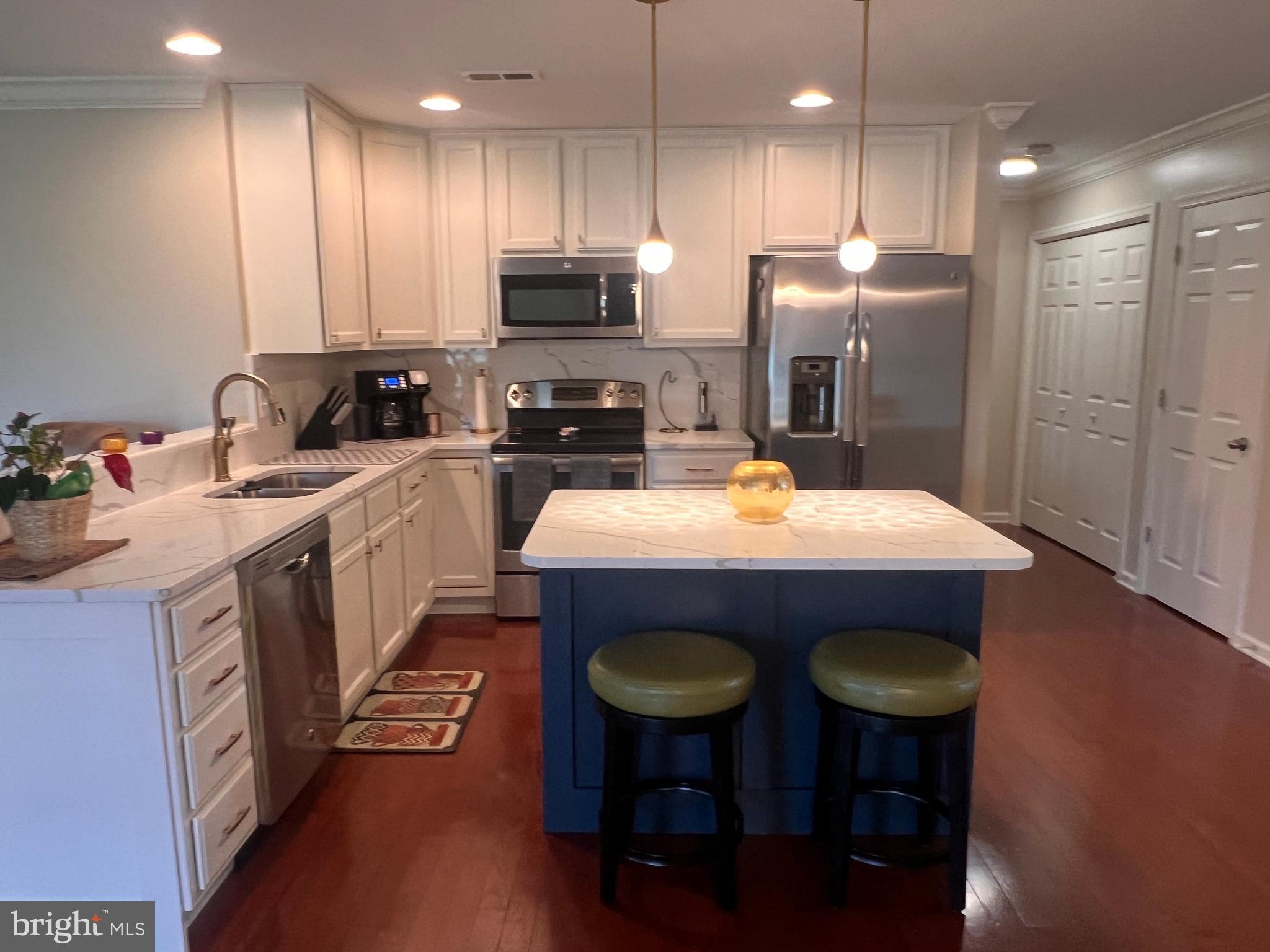 SPRING MILLS - Residential