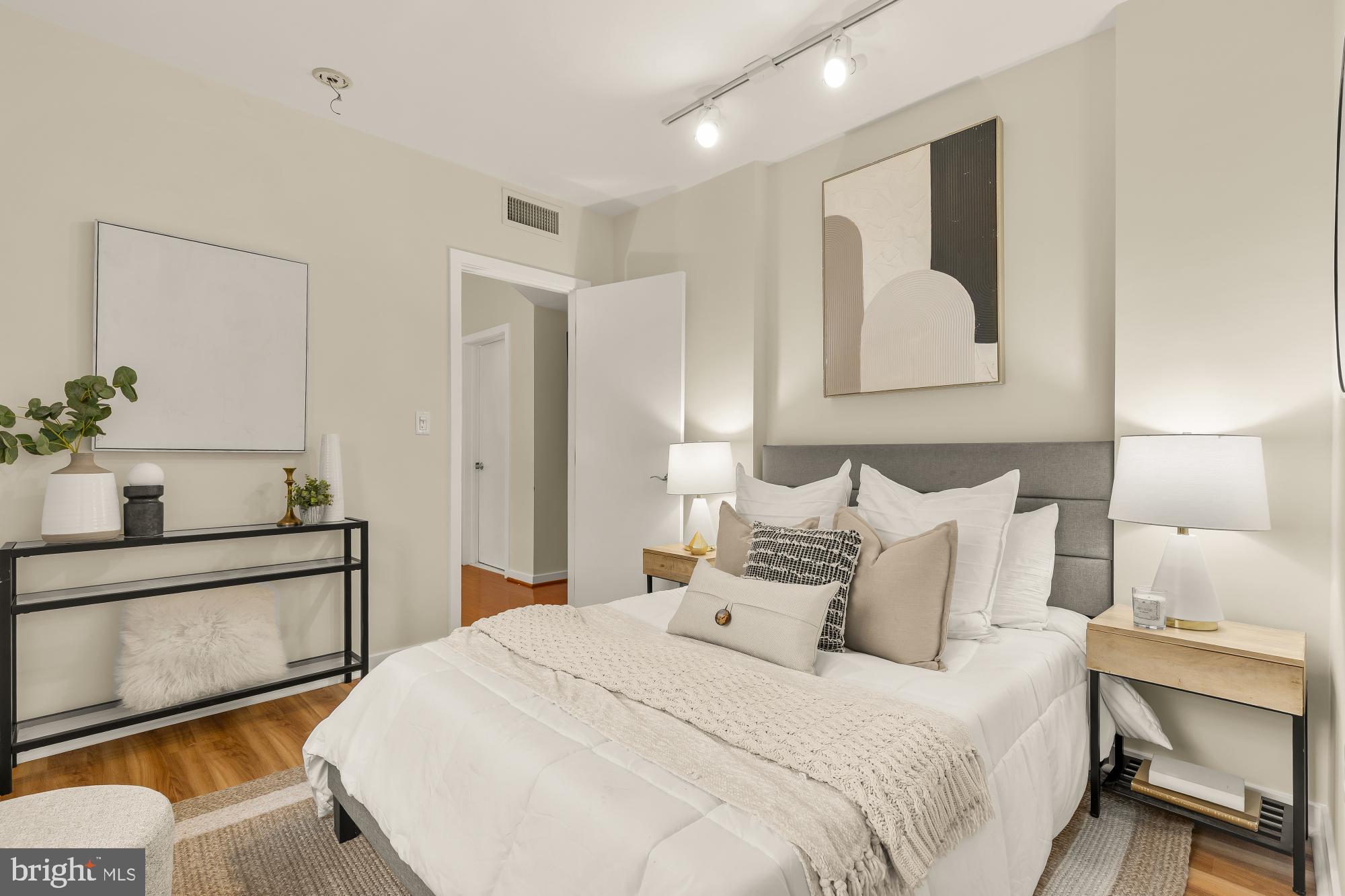 3534 10TH STREET NW 200