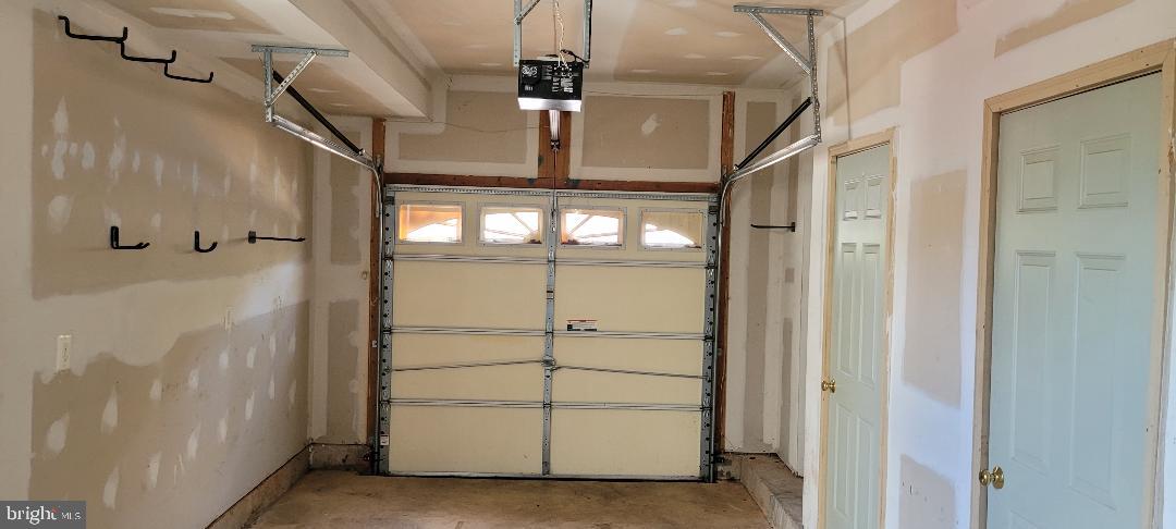 BELMONT LAND BAY - Residential