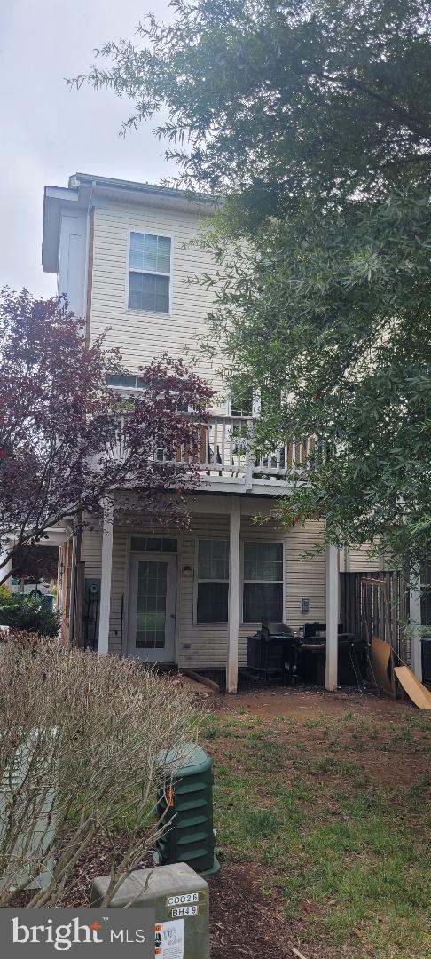 20401 TRAILS END TERRACE