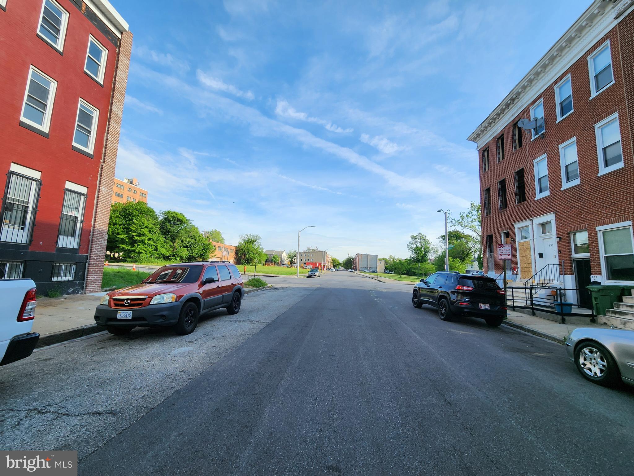 SANDTOWN-WINCHESTER - Residential