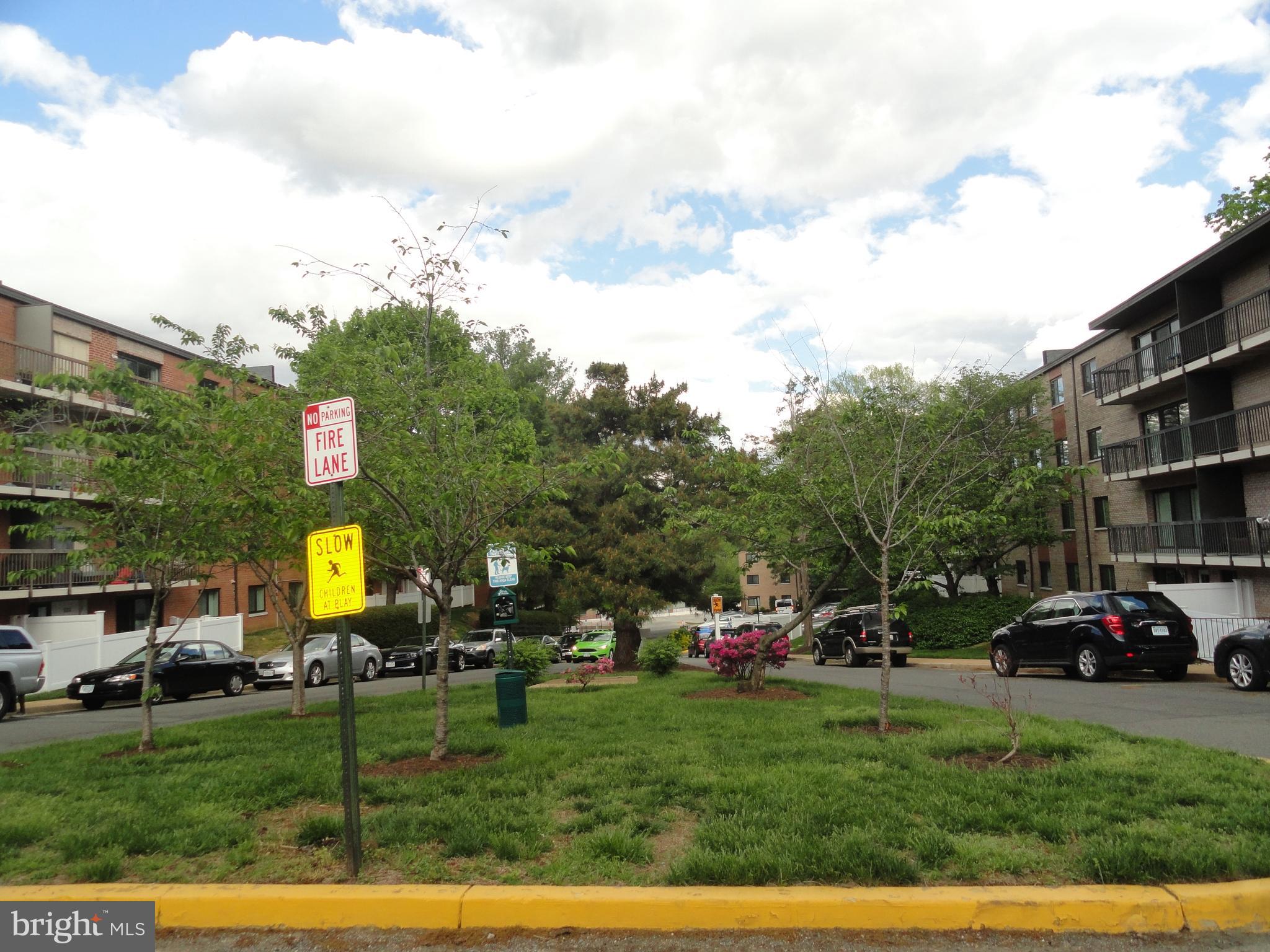 BOLLING BROOK - Residential Lease