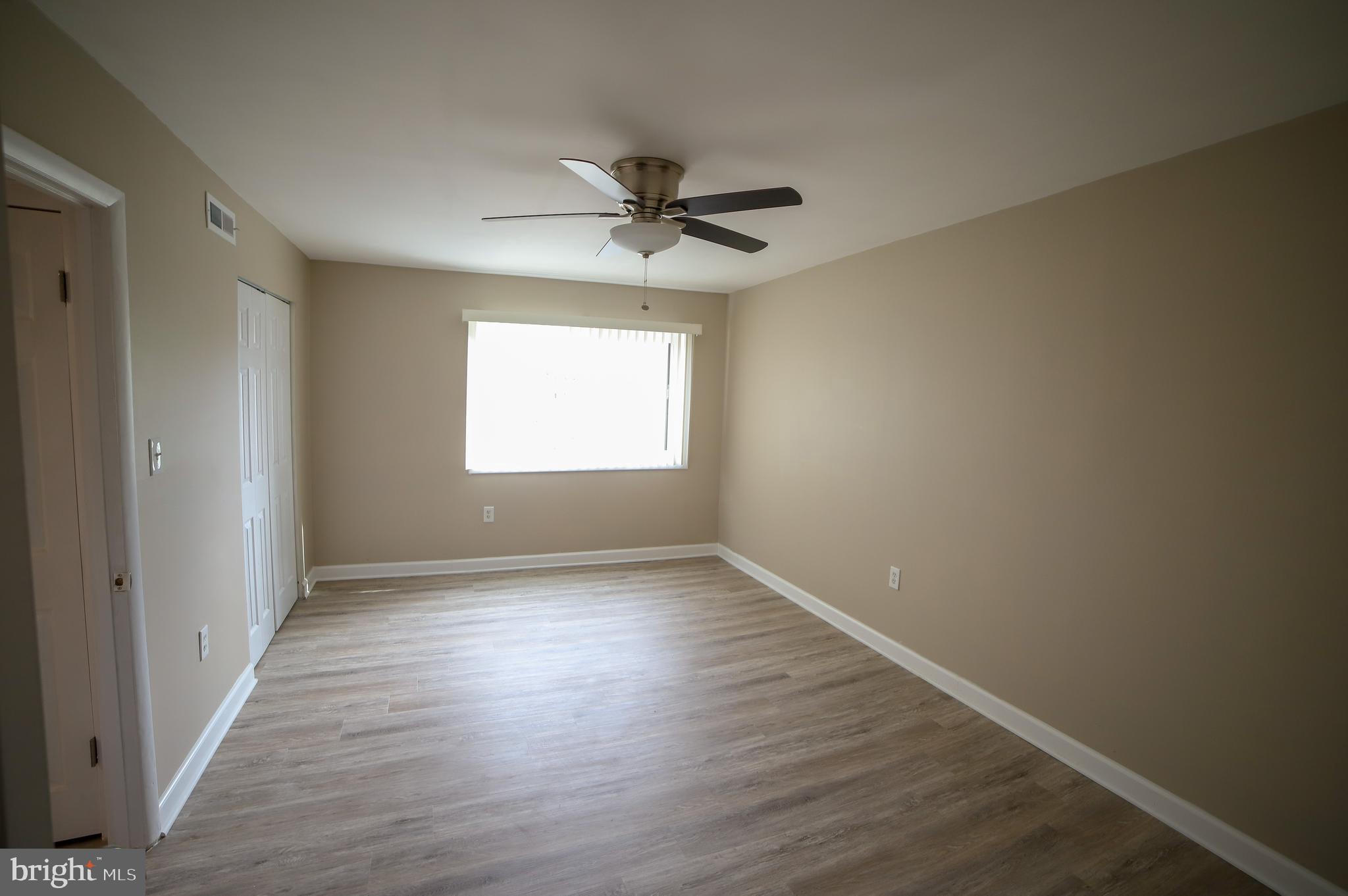 BOLLING BROOK - Residential Lease