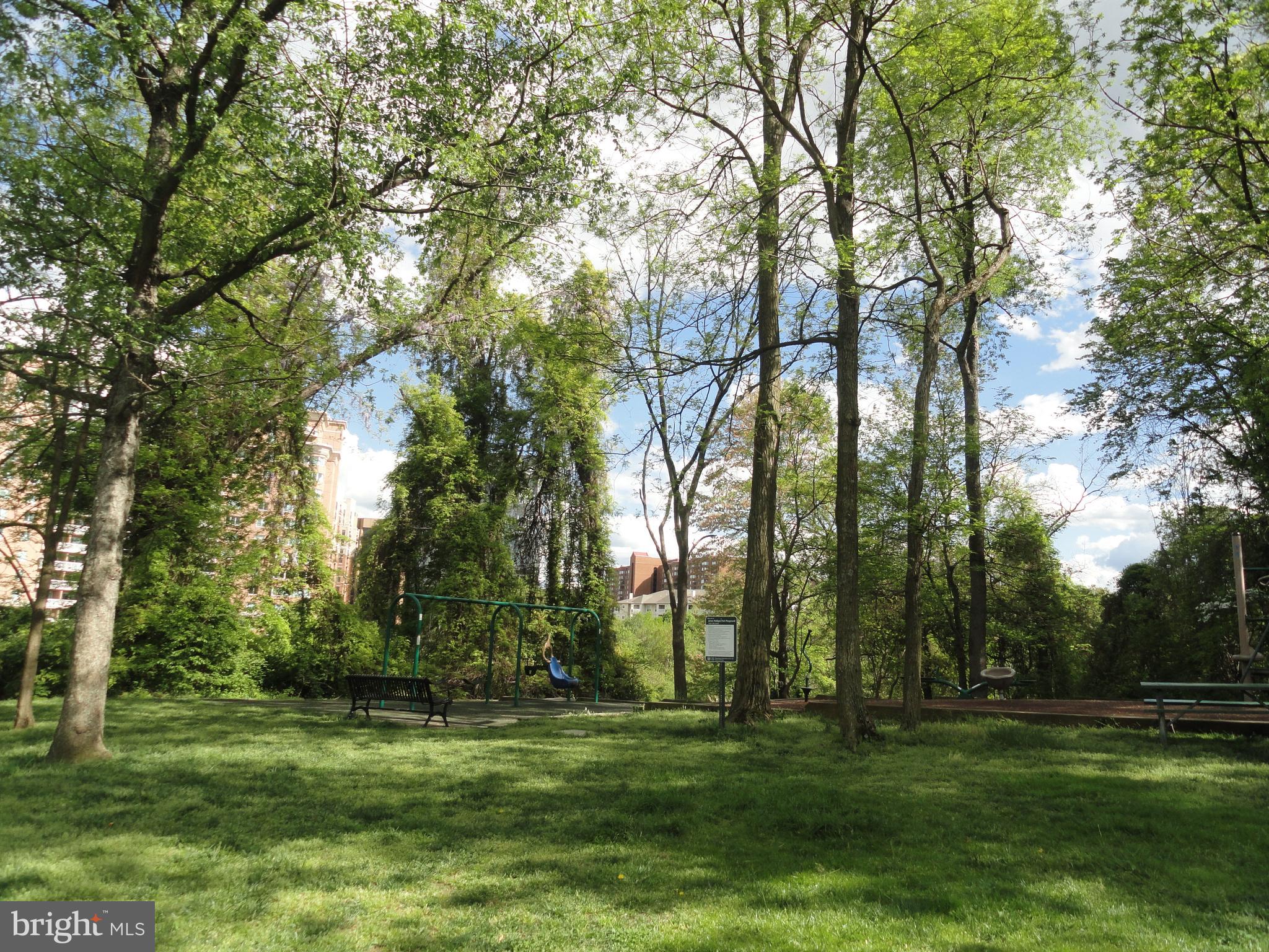 BOLLING BROOK - Residential Lease