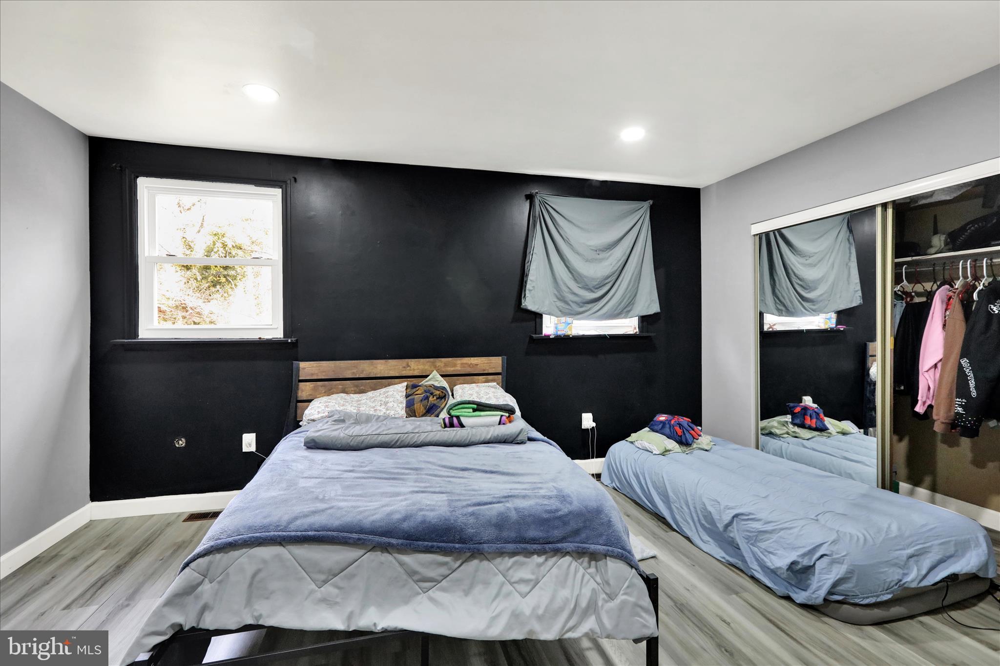 MOUNTAIN PARK - Residential