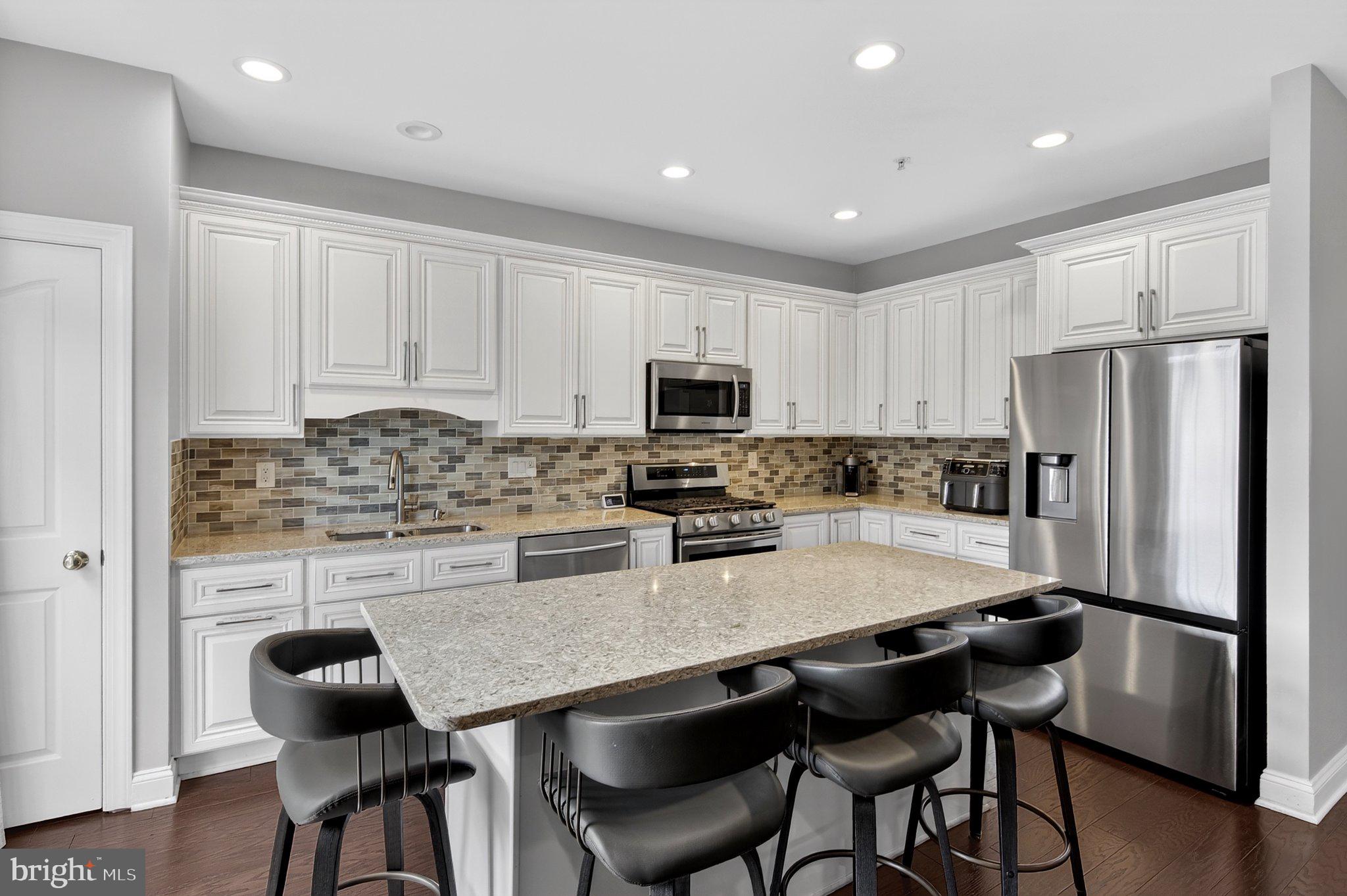 BARNSLEY MANOR ESTATES - Residential