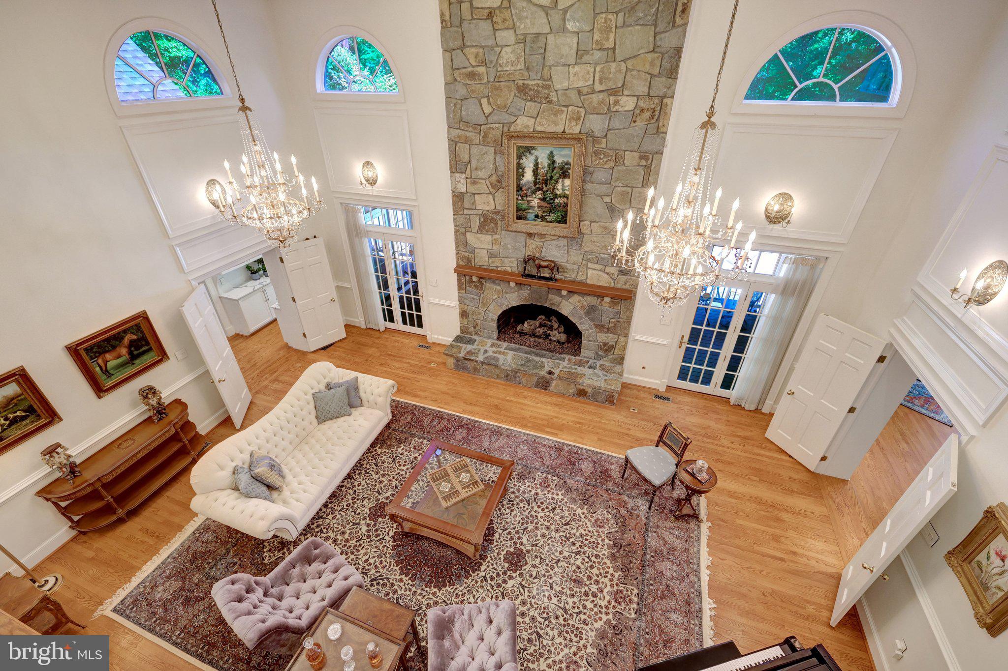 FALCON RIDGE - Residential