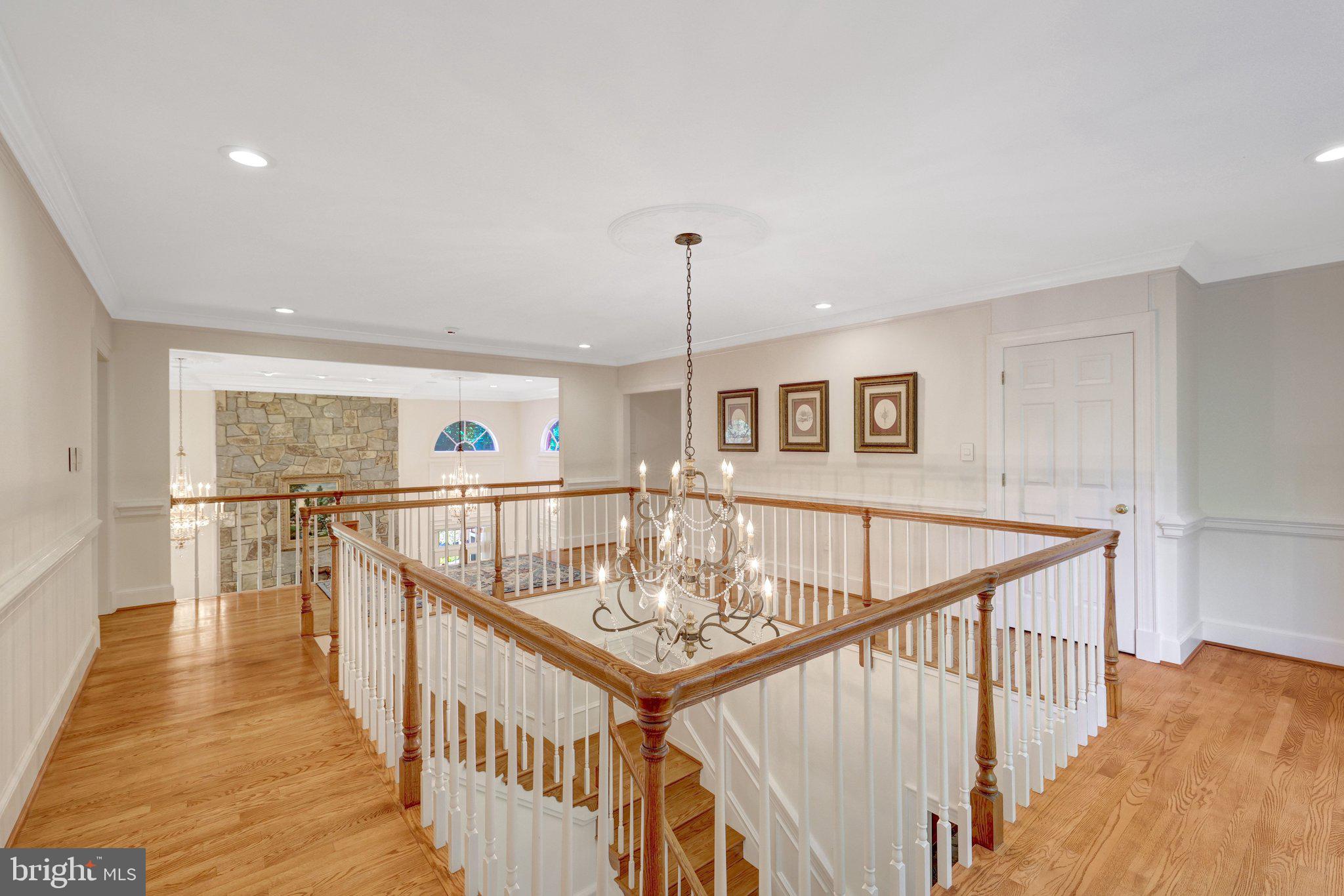 FALCON RIDGE - Residential