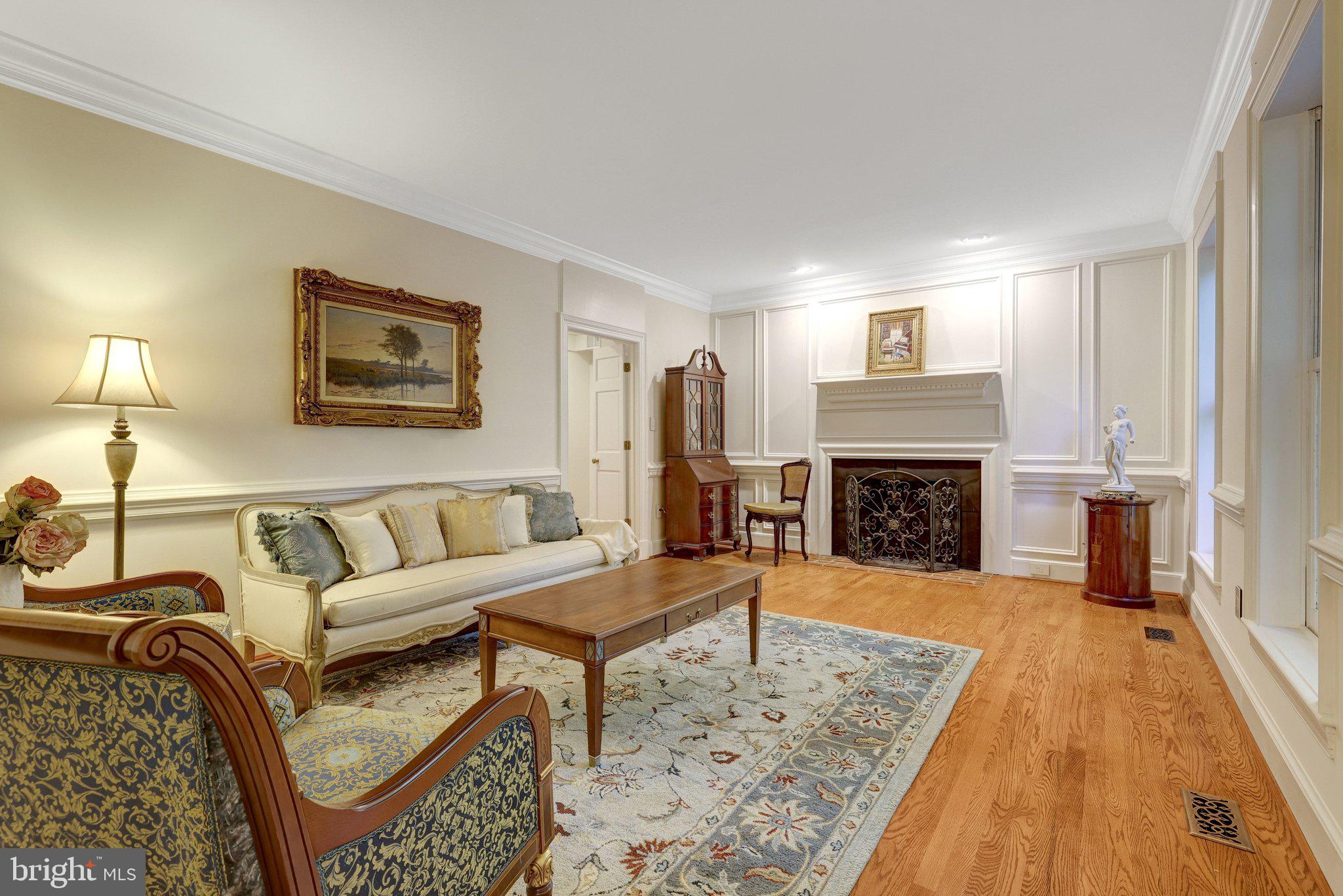 FALCON RIDGE - Residential