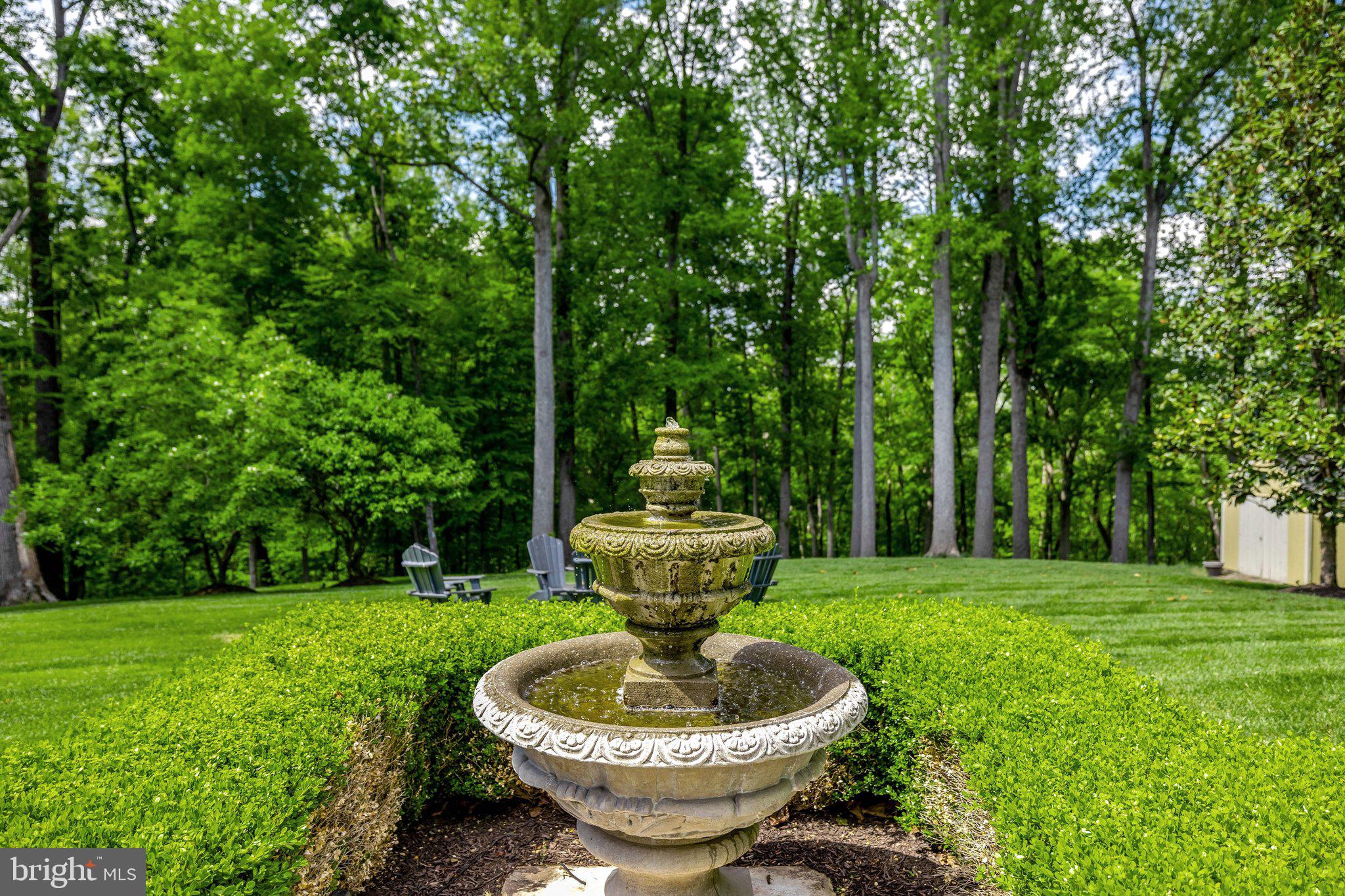 FALCON RIDGE - Residential