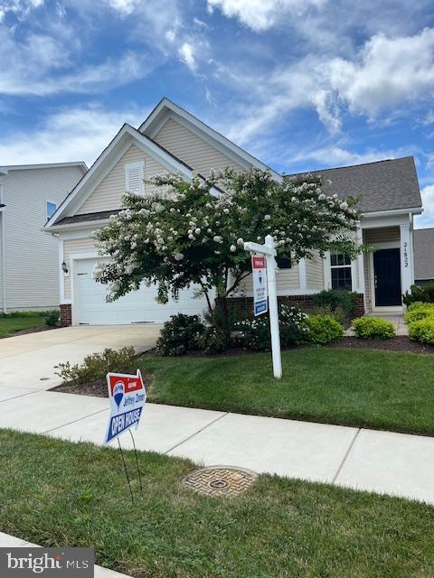 DON'T MISS THIS ONE! It's all about the COMMUNITY ... YOU won't find a better buy!!!!incredible price for this community!! HURRY!!! BEST BUY IN TOWN! The Courts At Clarksburg's 55+ vibrant community. This fabulously adorable " ONE FLOOR LIVING" Passport model home is just waiting for you to call it home. This 2 bedrooms, 2 bathrooms, (one has a top-quality WALK-IN -TUB) home has upgraded granite sink tops and upgraded cabinets. Plus, it has a flex room, hardwood flooring and a wonderful open kitchen. The kitchen features a gas stove/range, a built-in microwave, a dishwasher, a large refrigerator with an icemaker, a disposal, and lots and lots of 42 "cabinets. The granite counters and granite island with extra storage help make this home a delight. The 2-car attached garage with extra storage is also a huge benefit. SELLER WILL GIVE A$10,000 CREDIT TO THE BUYER FOR A DECK OR PATIO
This community is spectacular ... the clubhouse and all the activities available (garden club, book club, game nights, parties, library, craft nights, coffee clutch, exercise room, meeting room, community pools etc.) make this a special place to live. In addition, you are within 1 to 2 miles to wonderful restaurants and shopping. You will love it here.