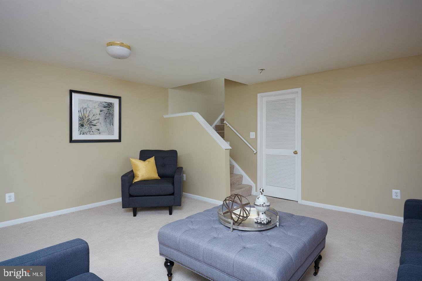 RESTON - Residential Lease