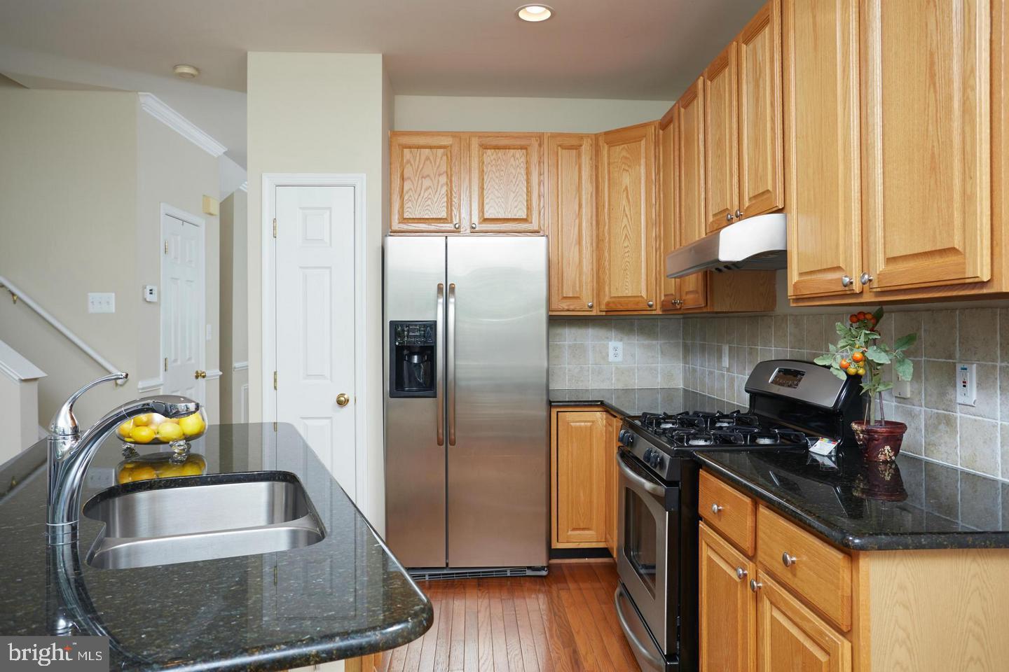 RESTON - Residential Lease