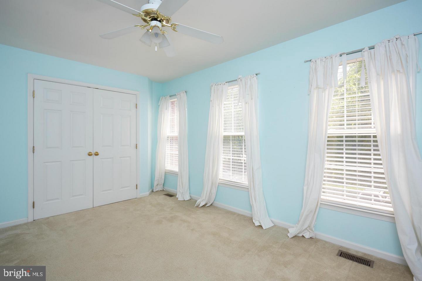 RESTON - Residential Lease