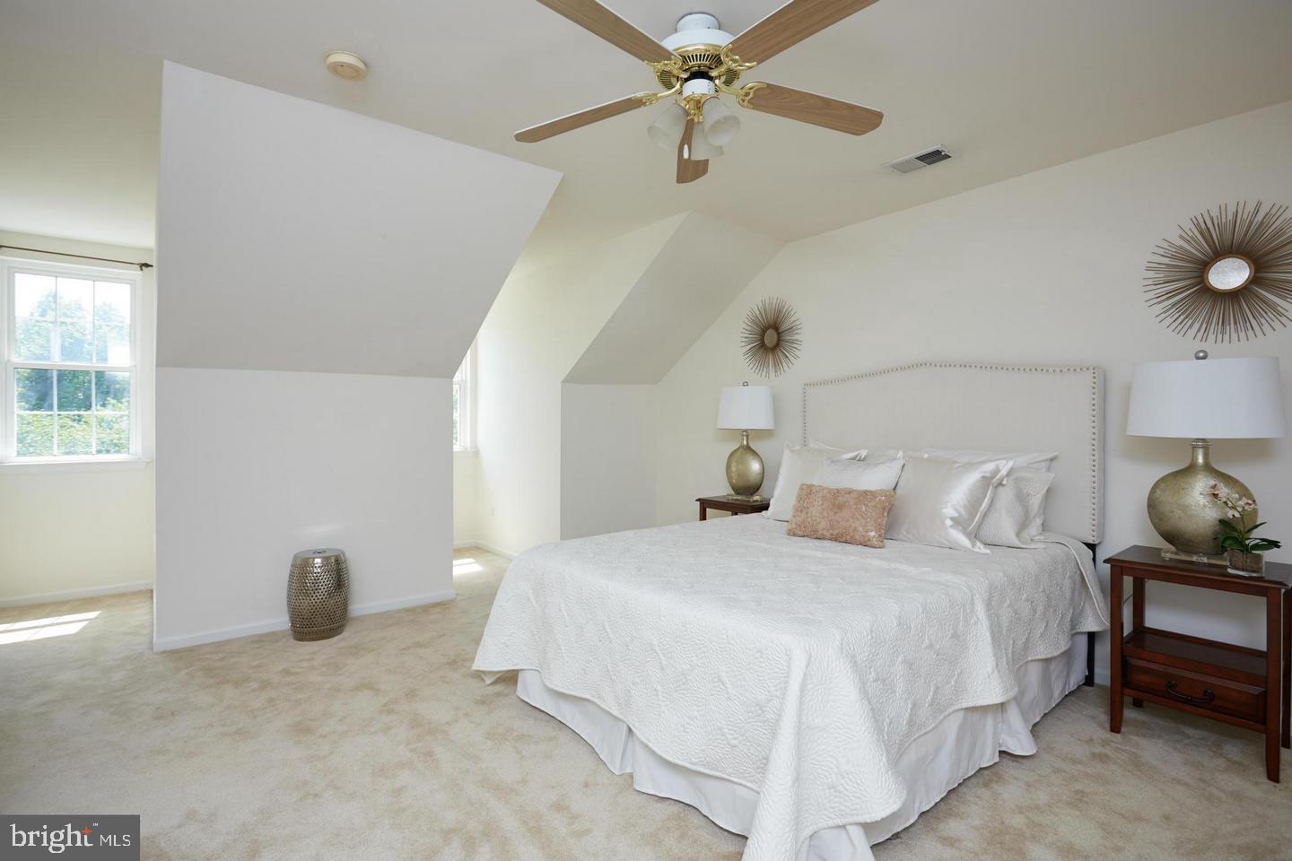 RESTON - Residential Lease