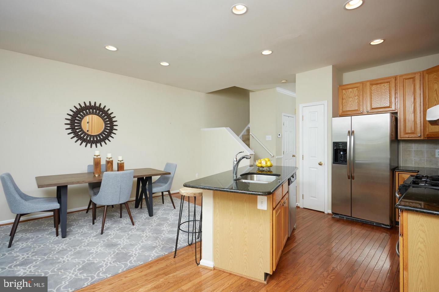 RESTON - Residential Lease