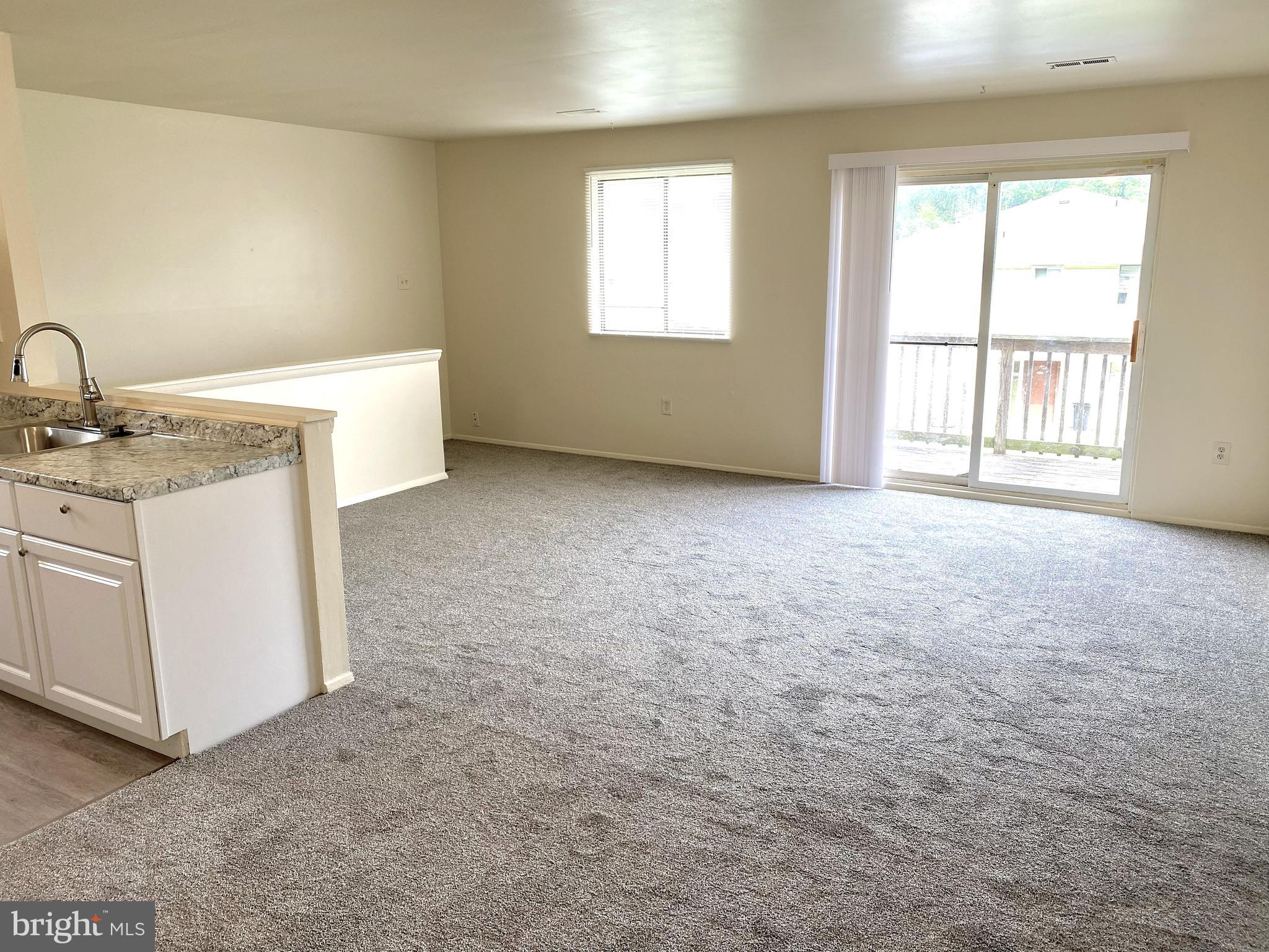 822 WINDSTREAM WAY D 822-D