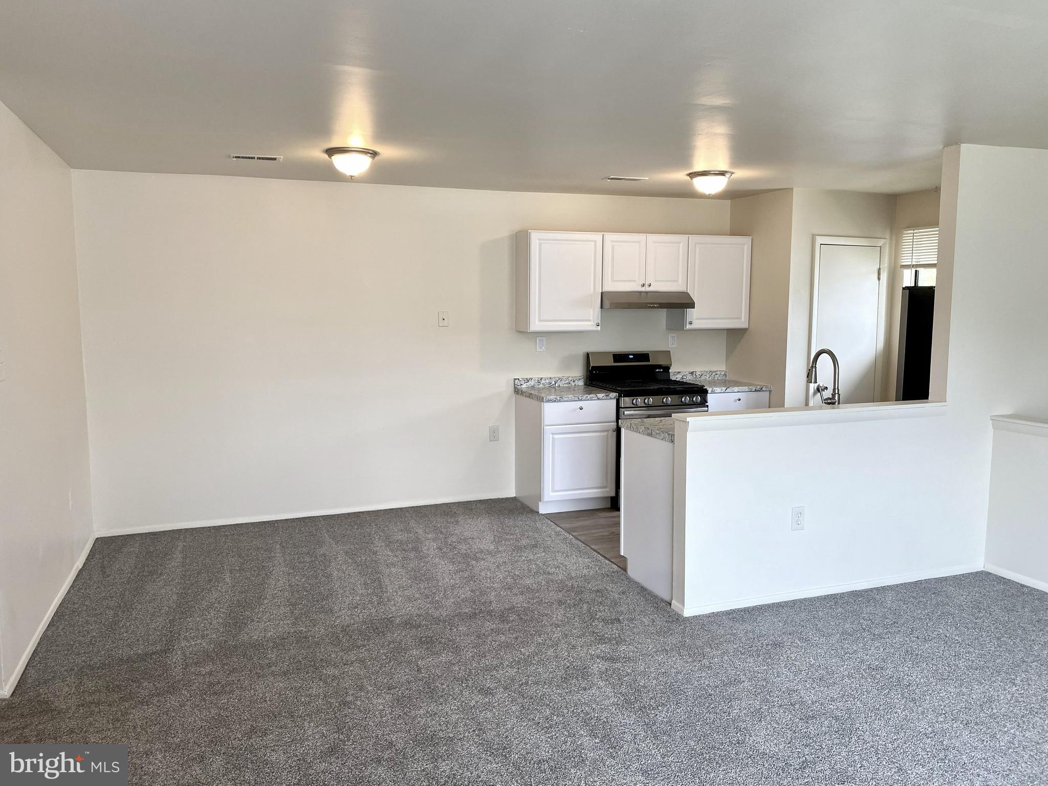 822 WINDSTREAM WAY D 822-D