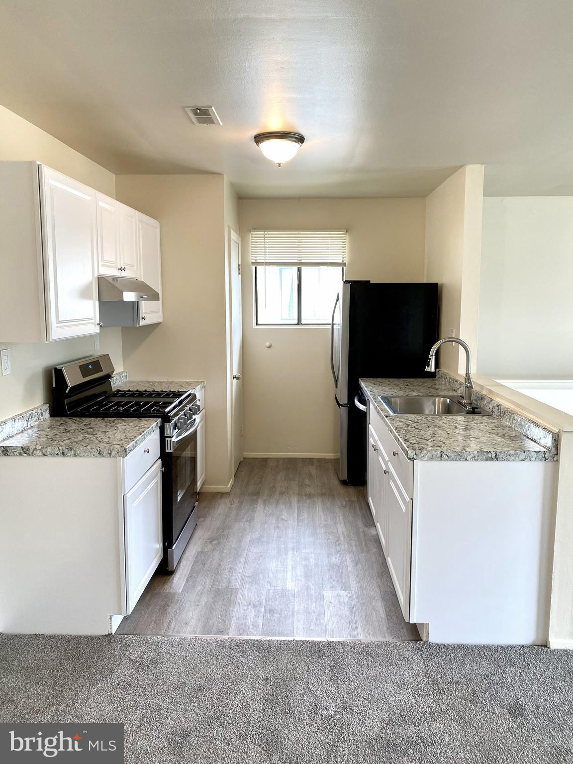 822 WINDSTREAM WAY D 822-D