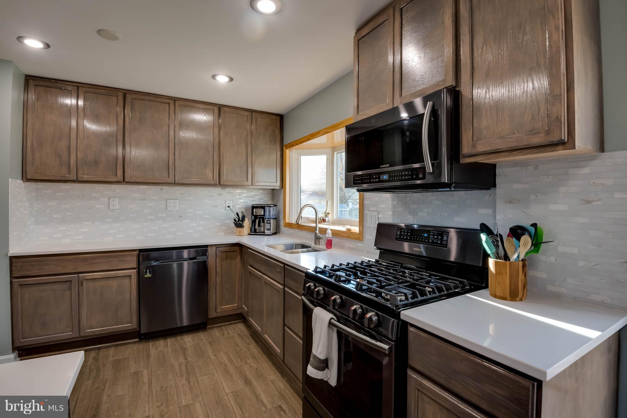 GLEN BURNIE PARK - Residential