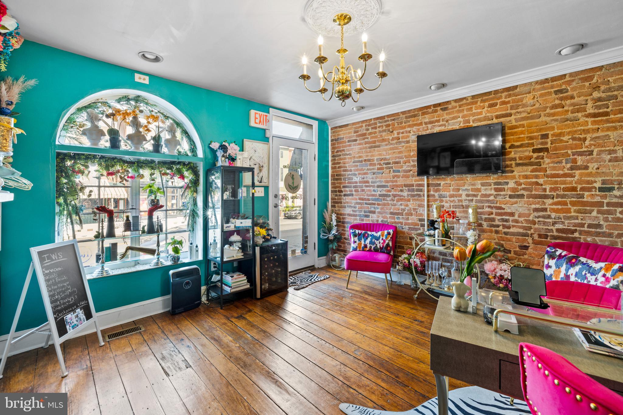 FEDERAL HILL HISTORIC DISTRICT - Residential Income