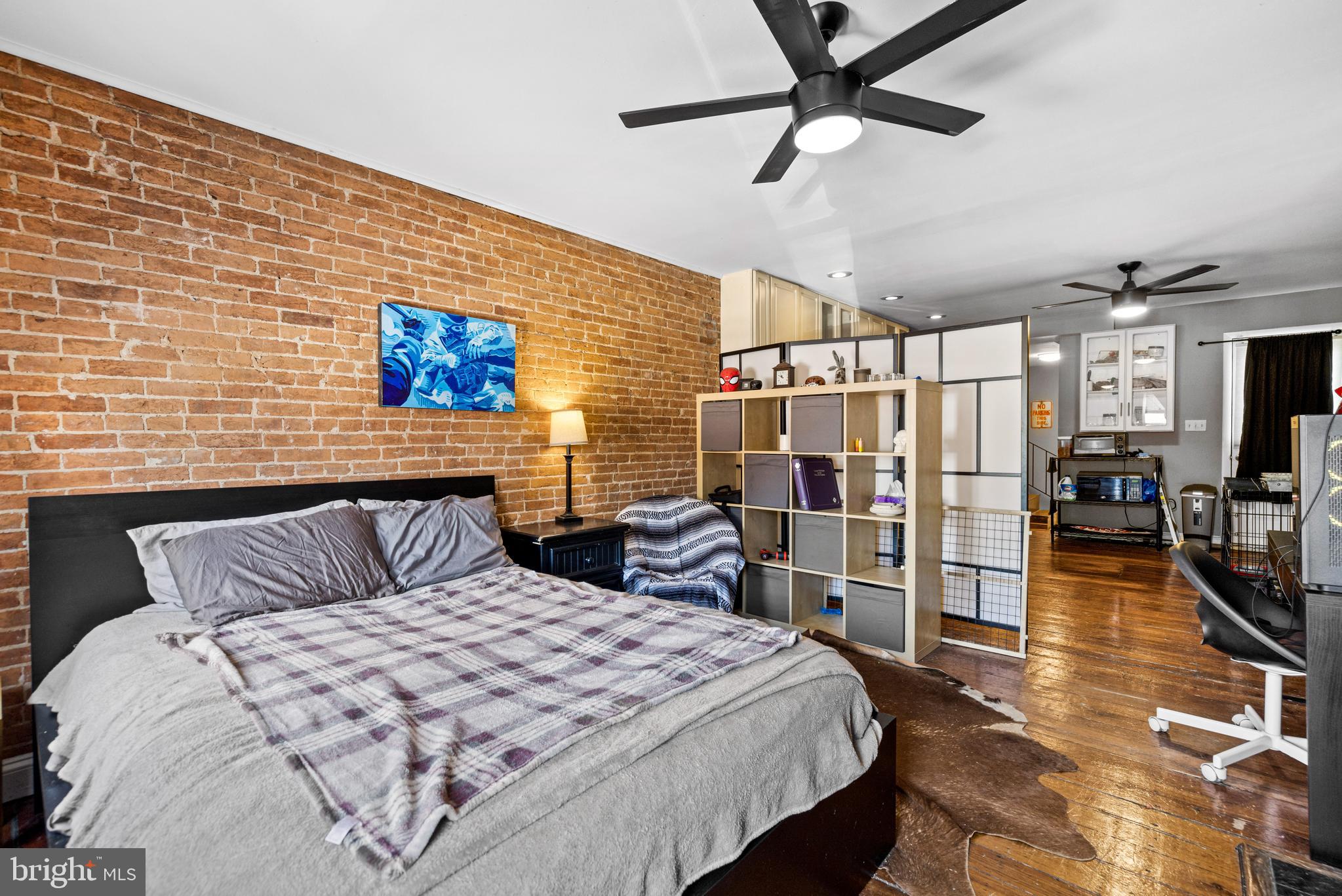 FEDERAL HILL HISTORIC DISTRICT - Residential Income