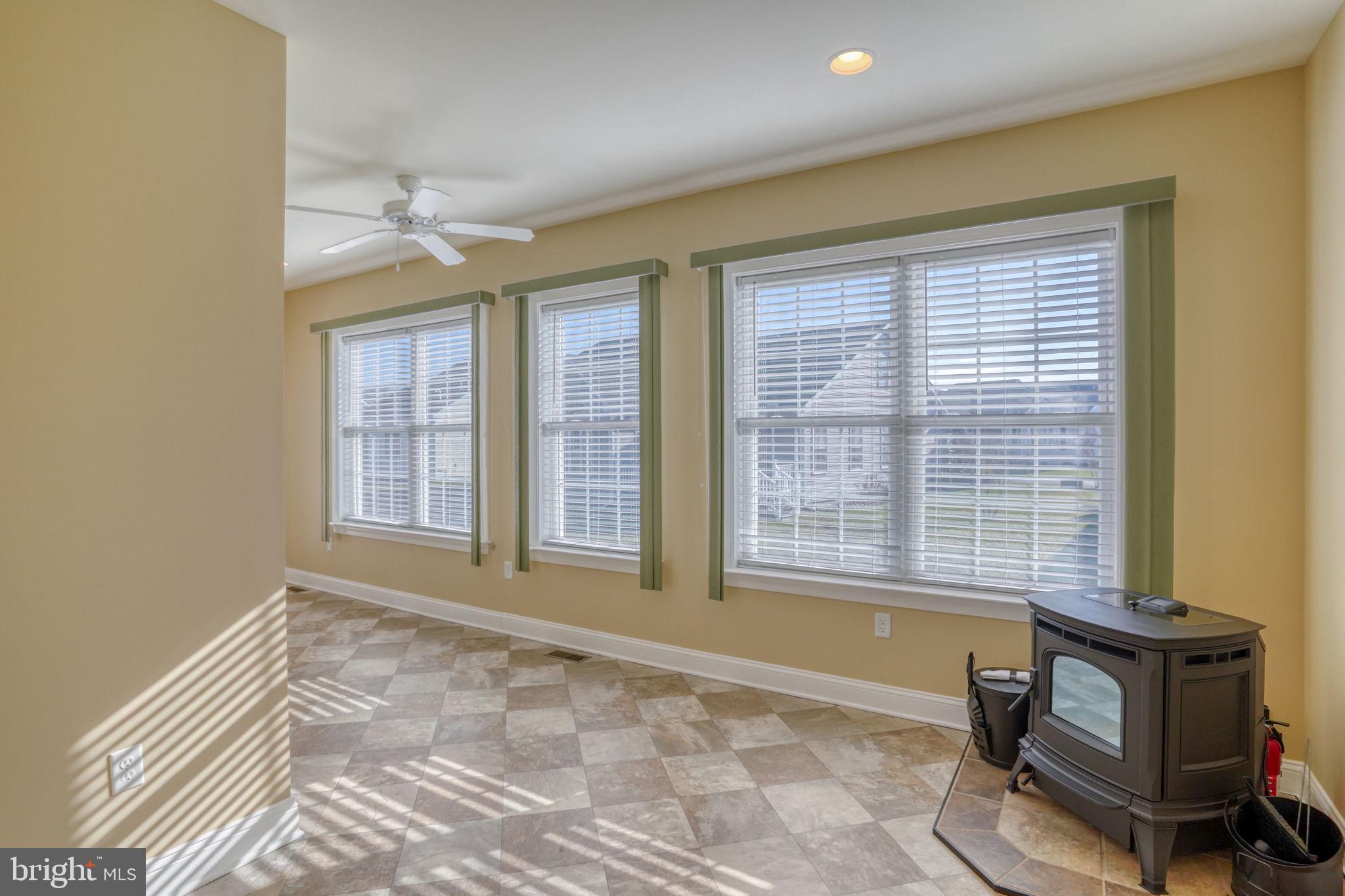 NOBLES POND - Residential