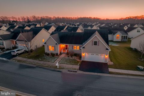 213 NOBLES POND CROSSING DOVER DE 19904