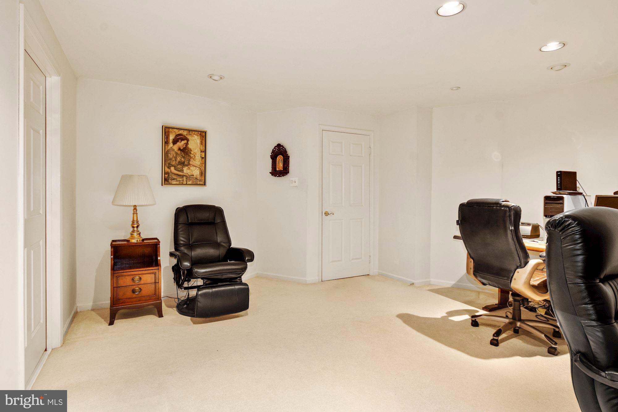 AVENEL - Residential