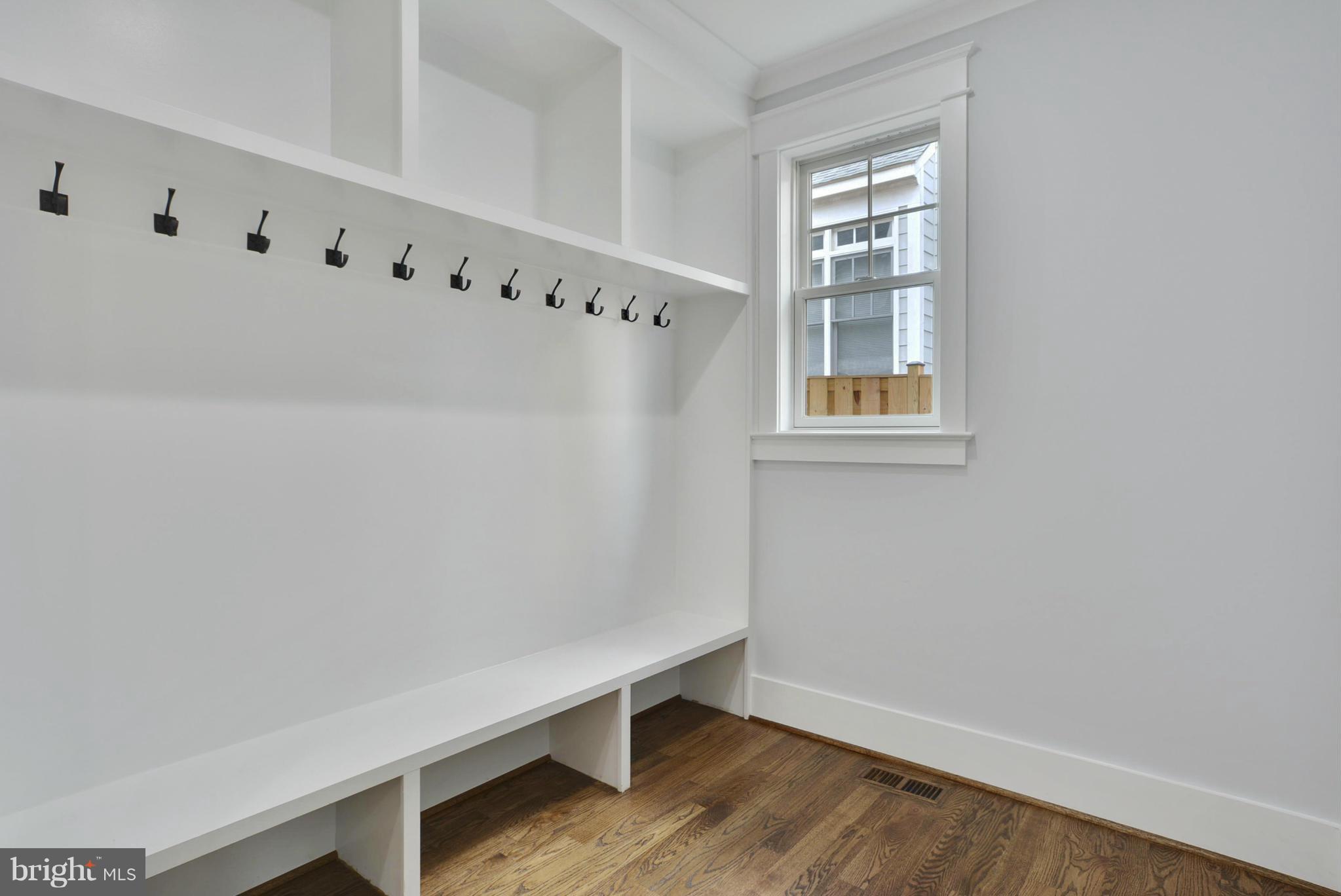 COLUMBIA FOREST - Residential