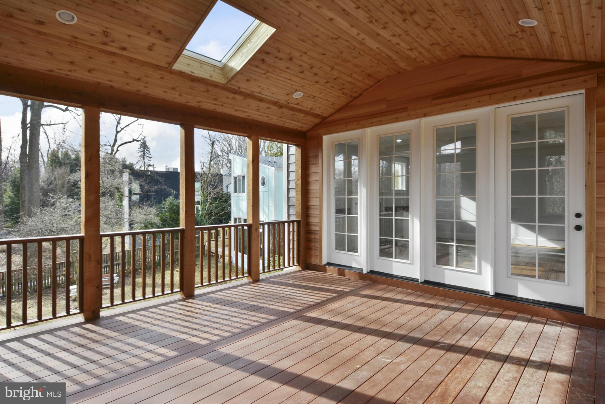 COLUMBIA FOREST - Residential