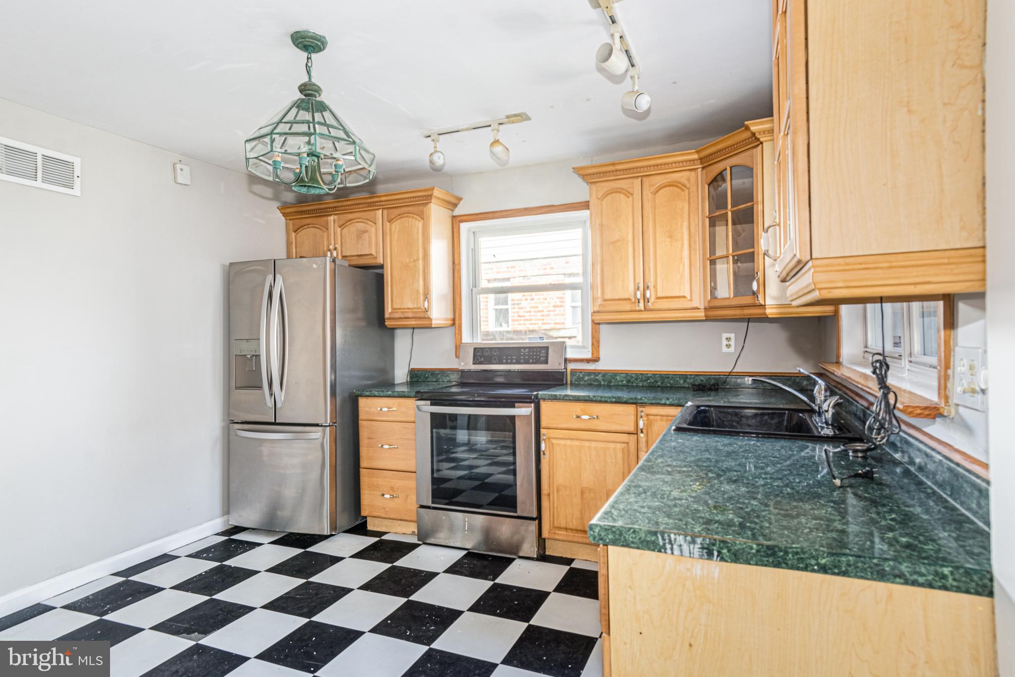 ALTA VISTA TERRACE - Residential