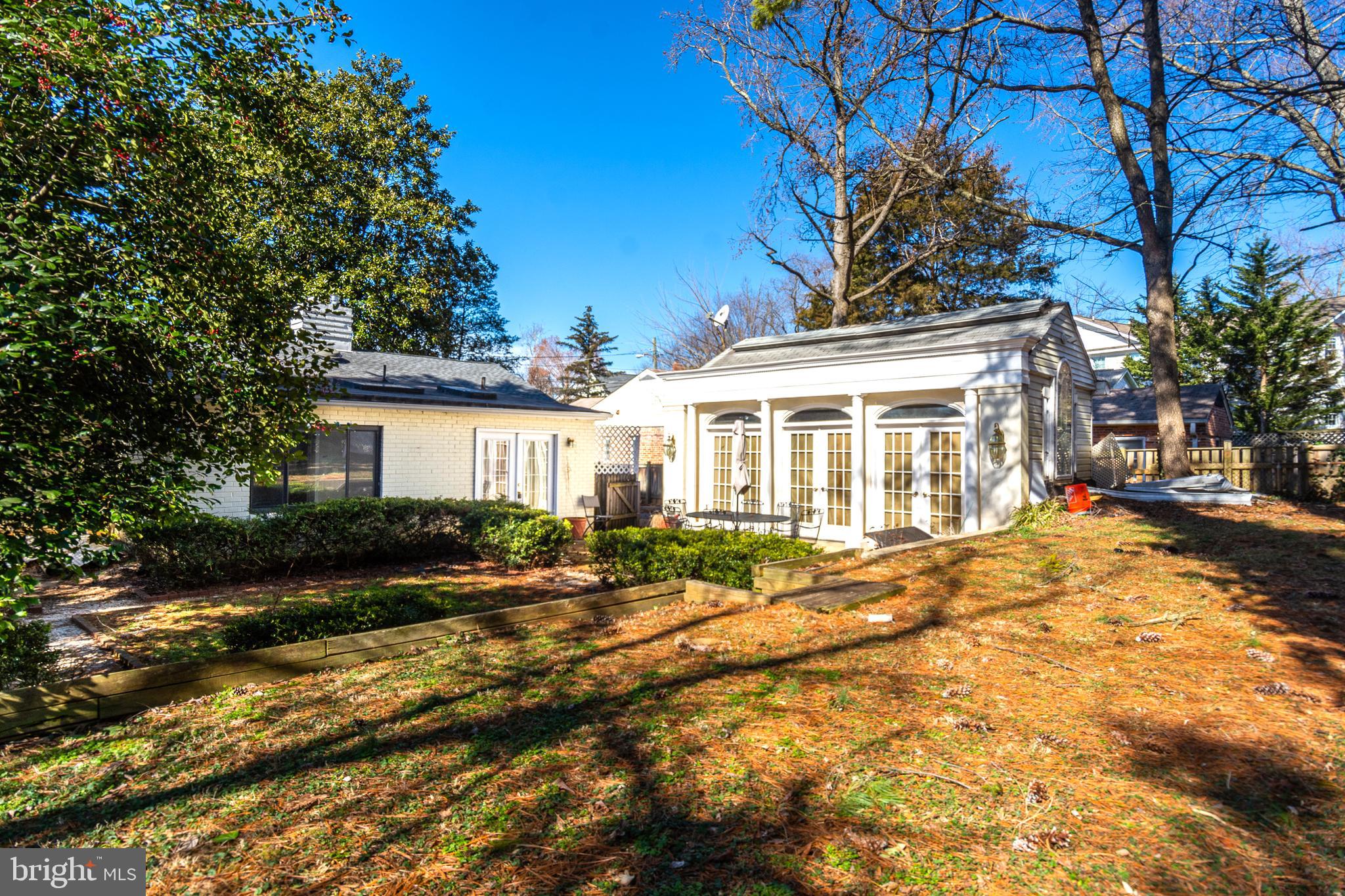 ALTA VISTA TERRACE - Residential