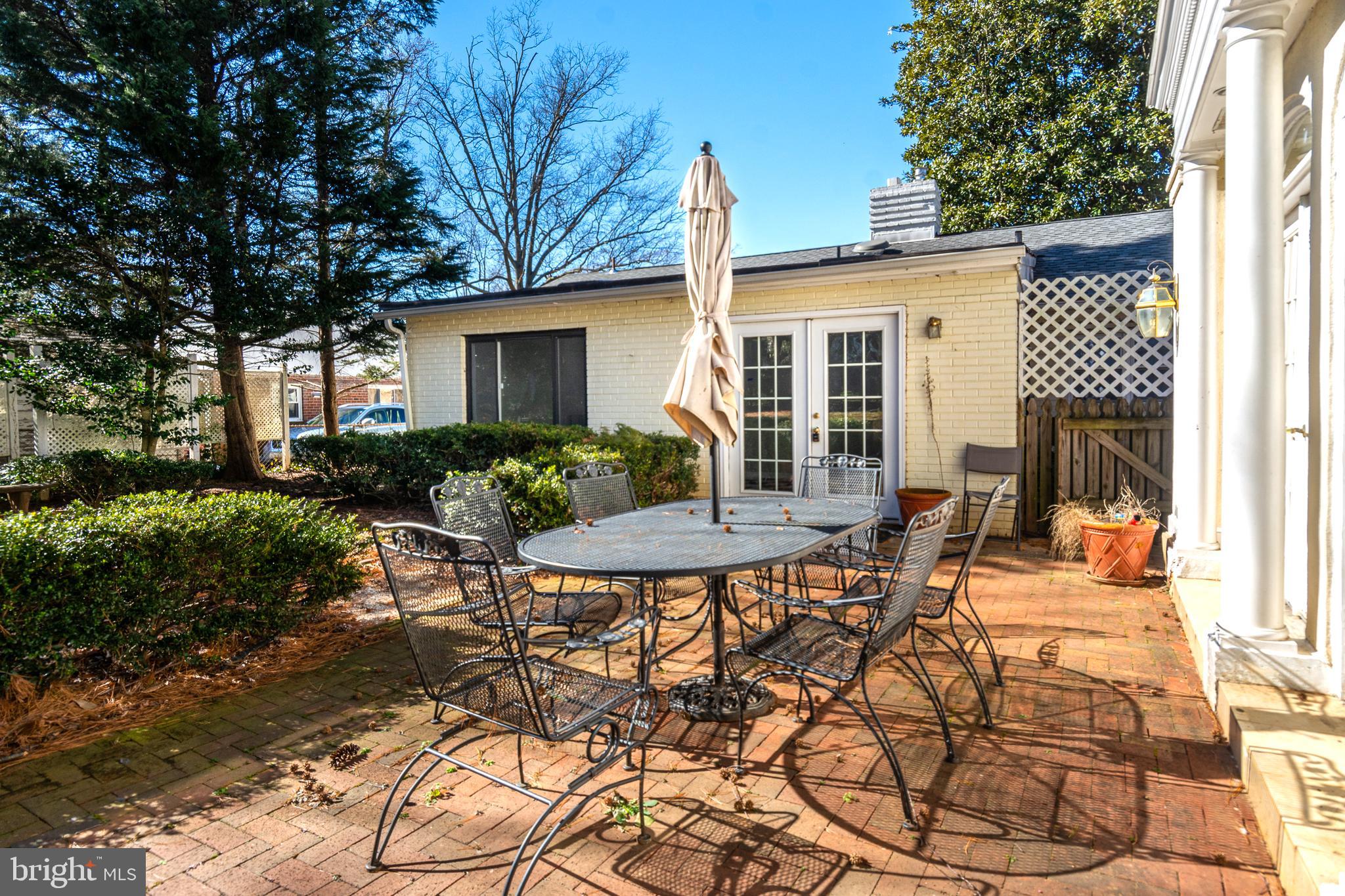 ALTA VISTA TERRACE - Residential