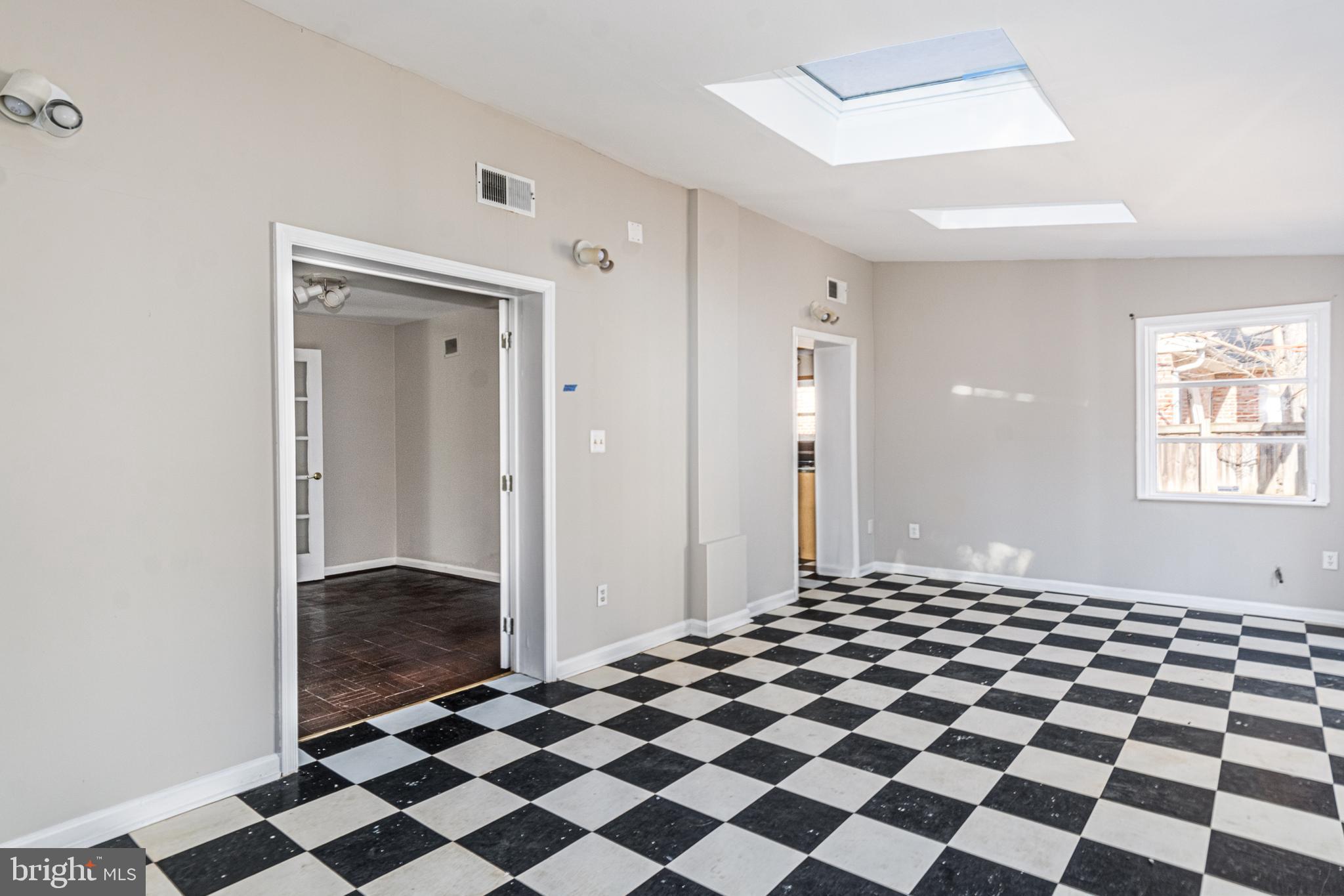 ALTA VISTA TERRACE - Residential