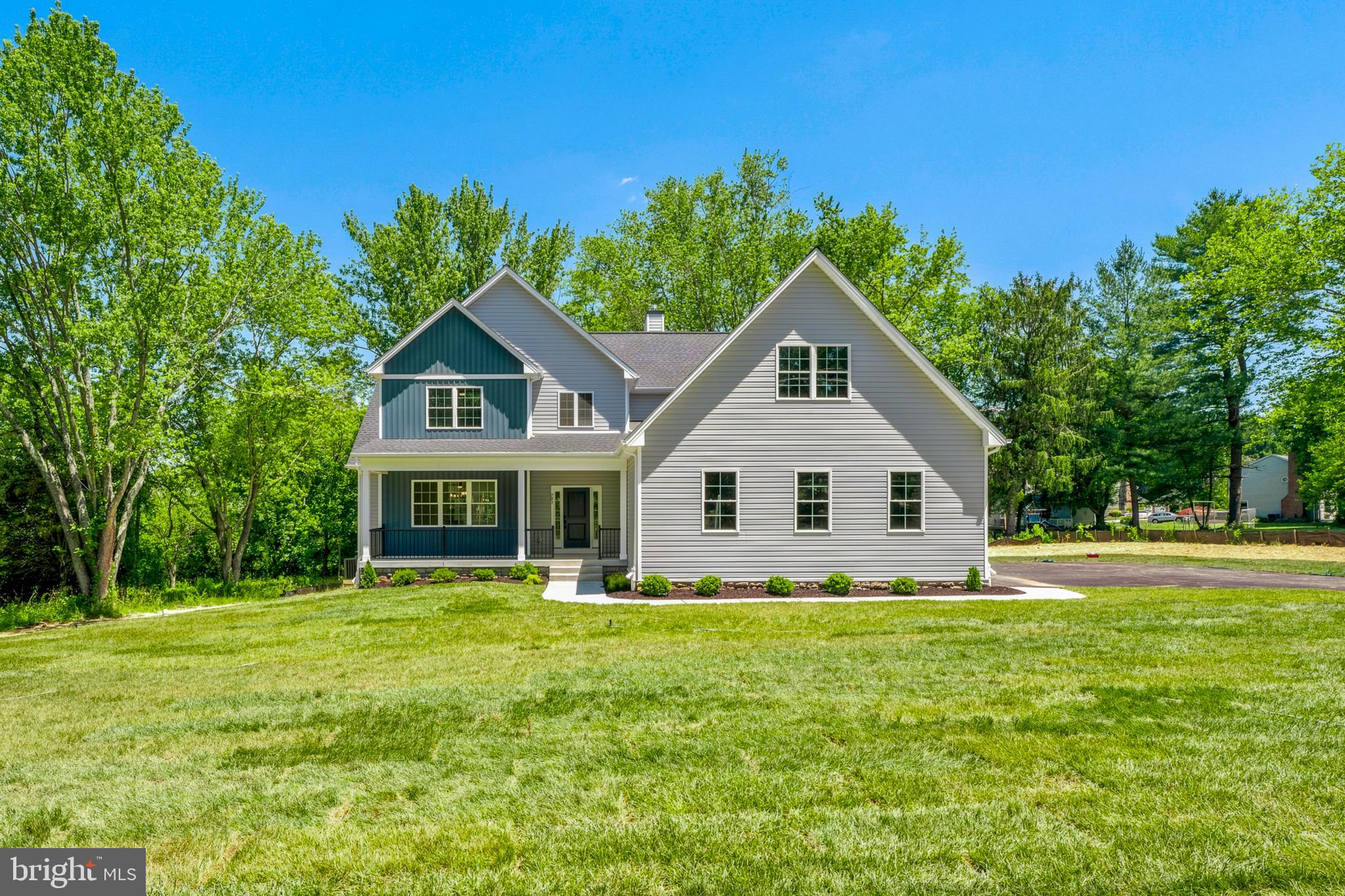 703 FOUNTAIN GREEN RD N