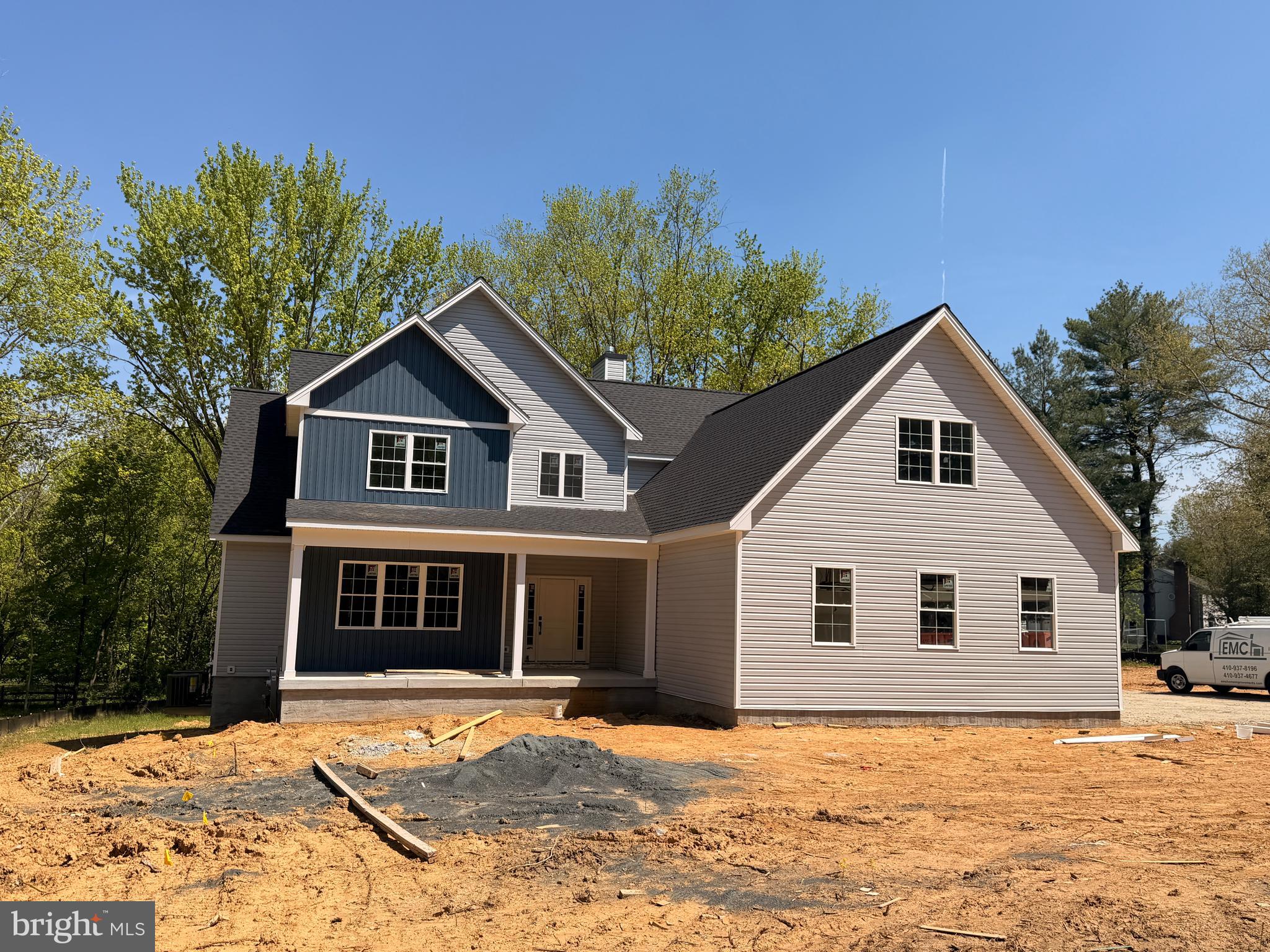 703 FOUNTAIN GREEN RD N