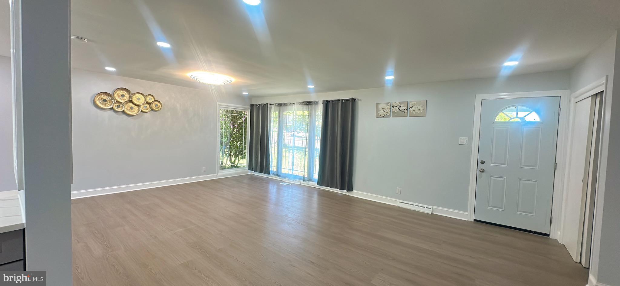 ABINGTON - Residential