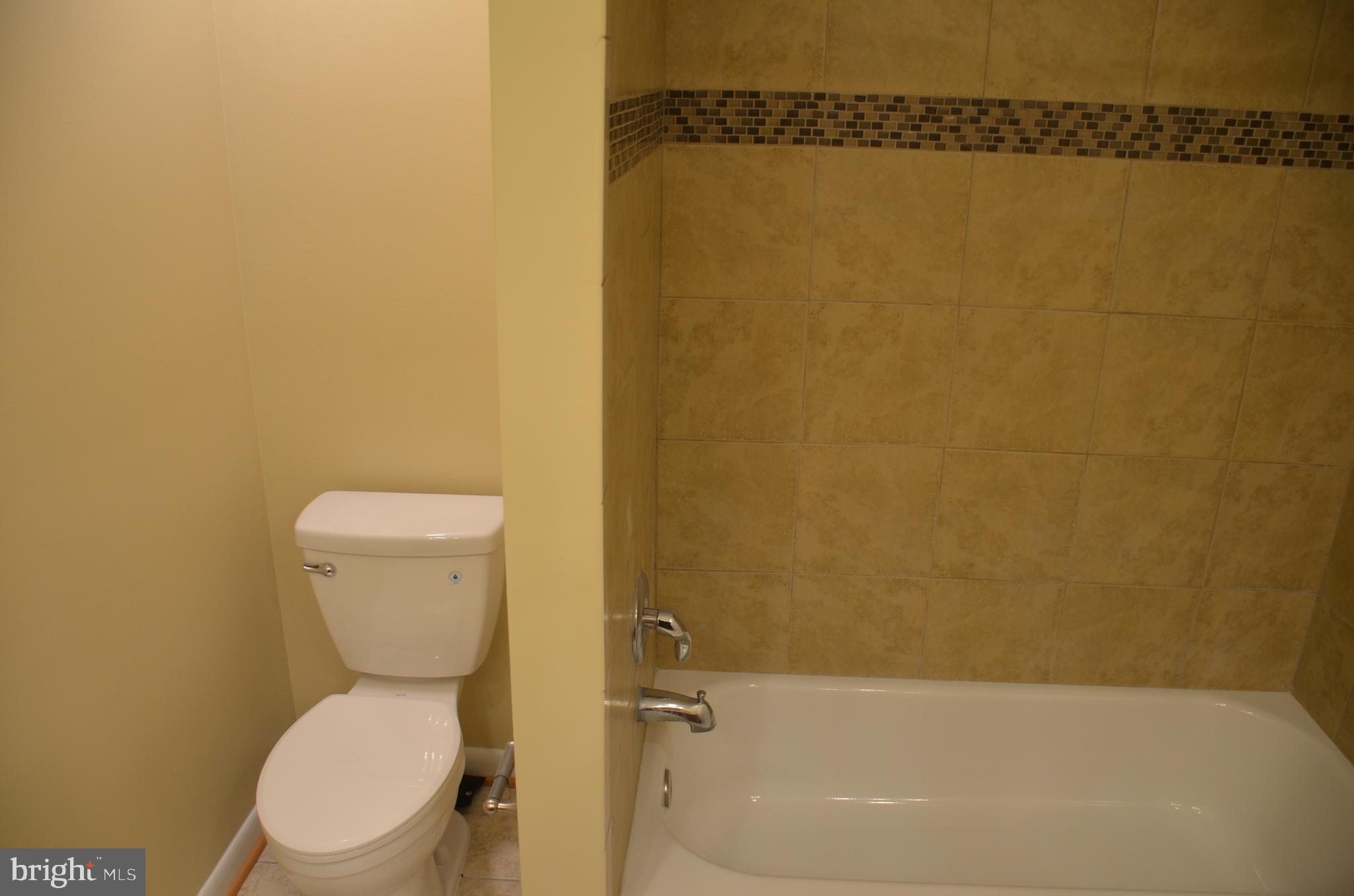 DEVON HILLS - Residential Lease