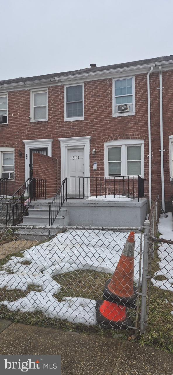 511 SEAGULL AVENUE