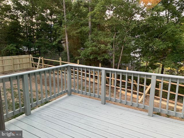 SOUTH OAKS - Residential Lease