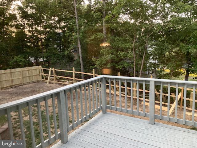 SOUTH OAKS - Residential Lease