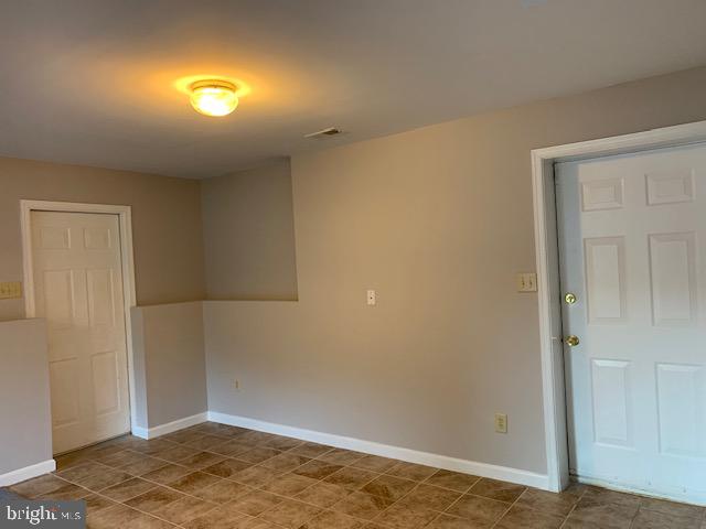 SOUTH OAKS - Residential Lease