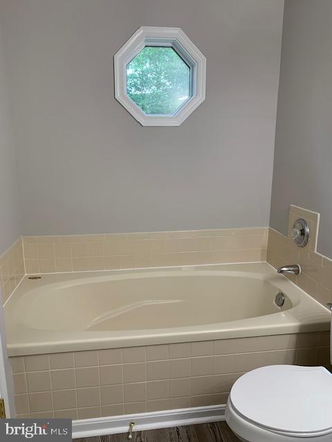 SOUTH OAKS - Residential Lease